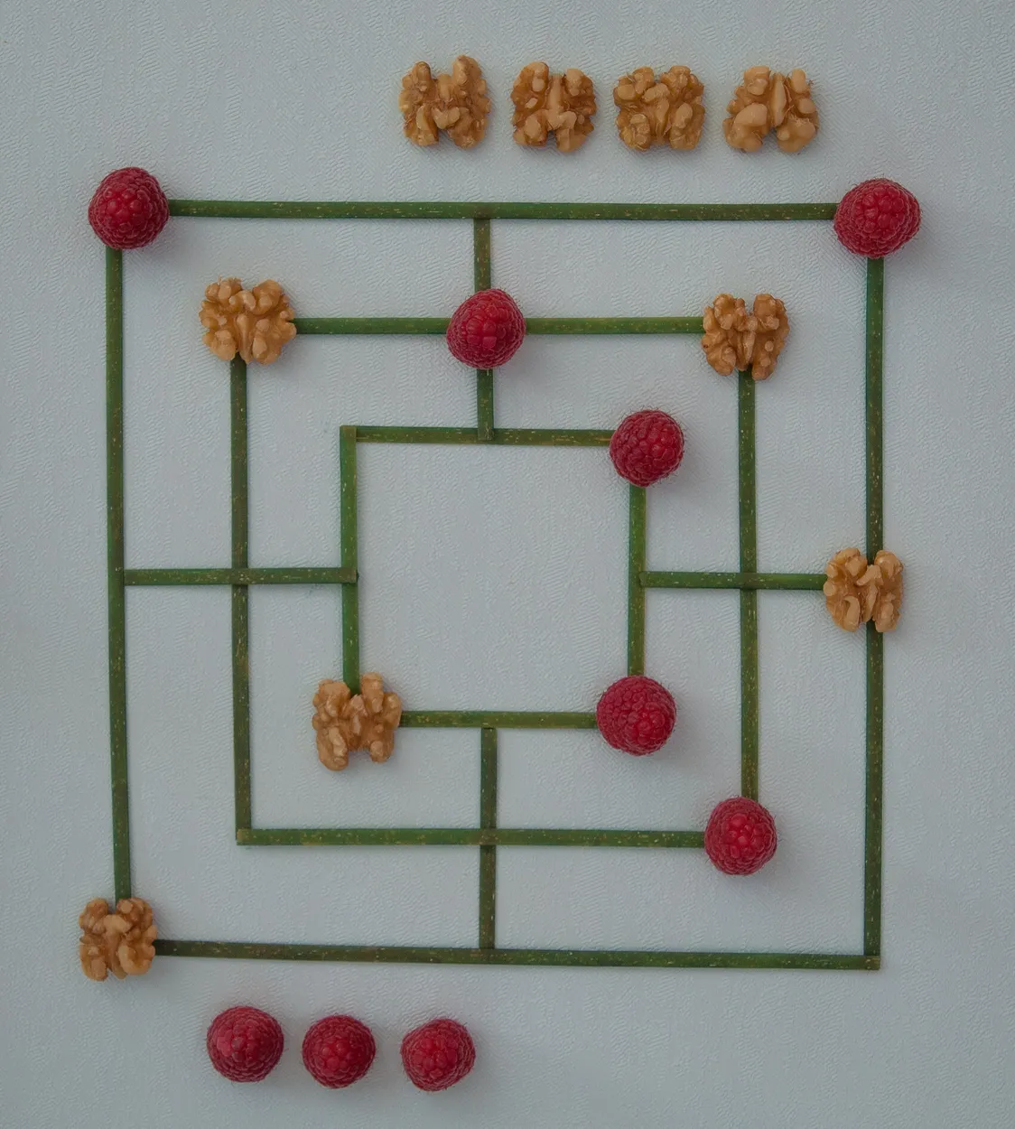 Entry 2001047