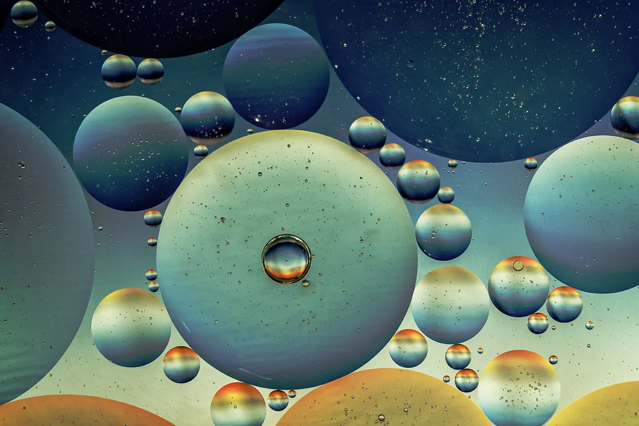 Floating Bubble Planets