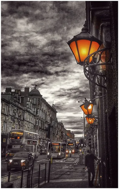Amber Light, Glasgow