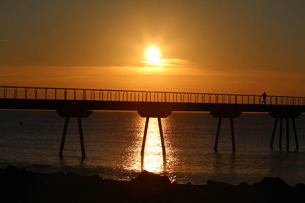 Sunrise at Petroleum Bridge