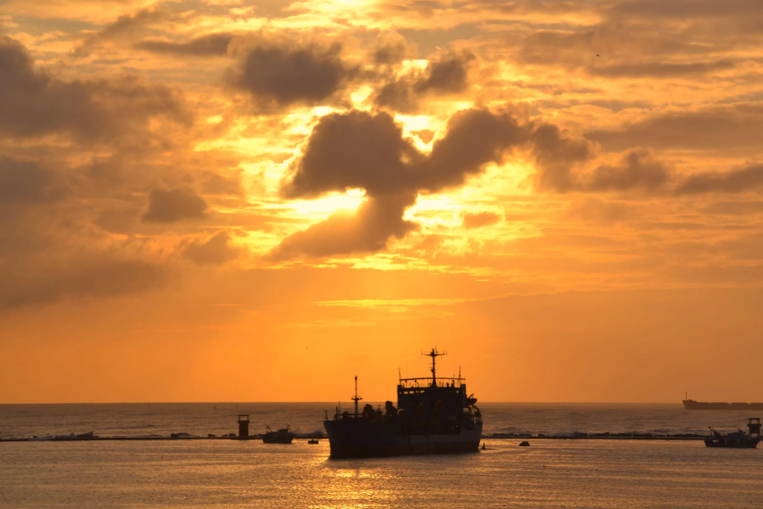 Angel ship