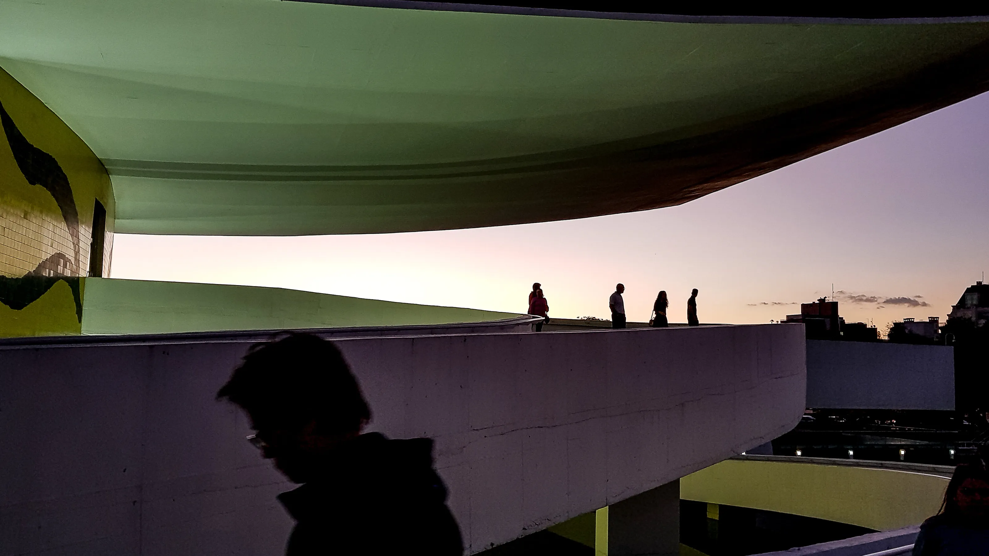 Museu Oscar Niemeyer - sunset 2