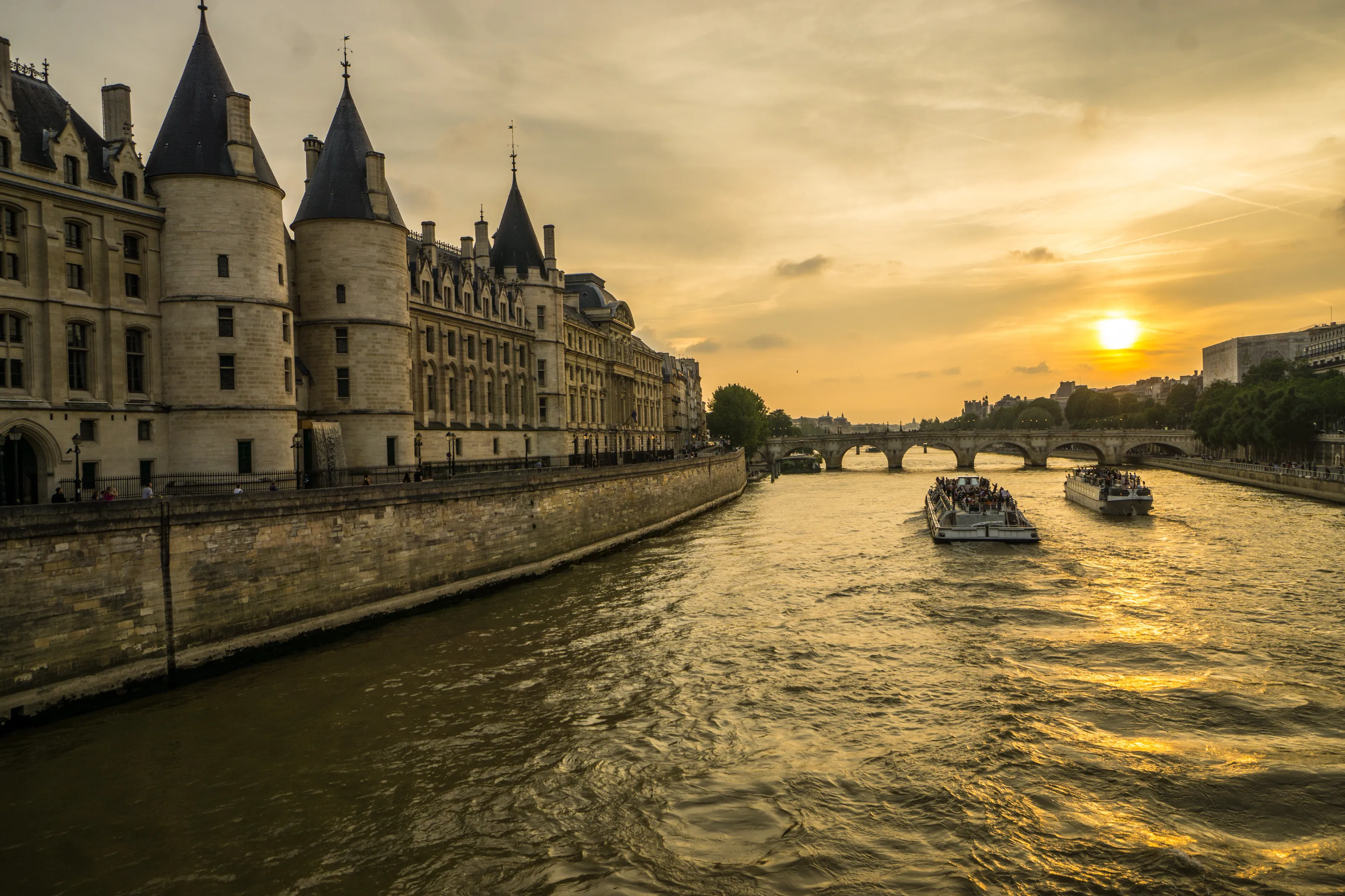 Sunset on the Seine