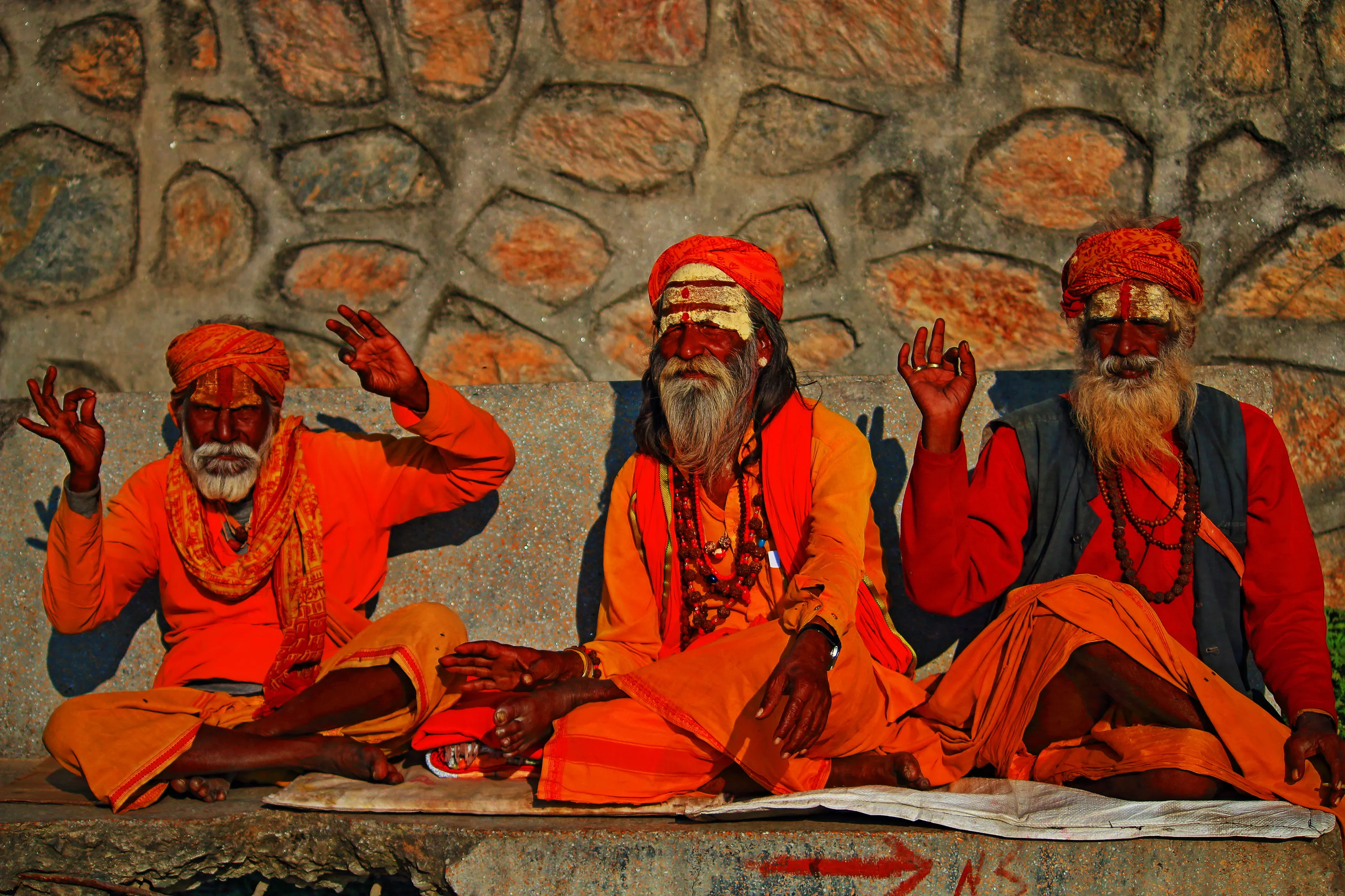 3 hindu holymen