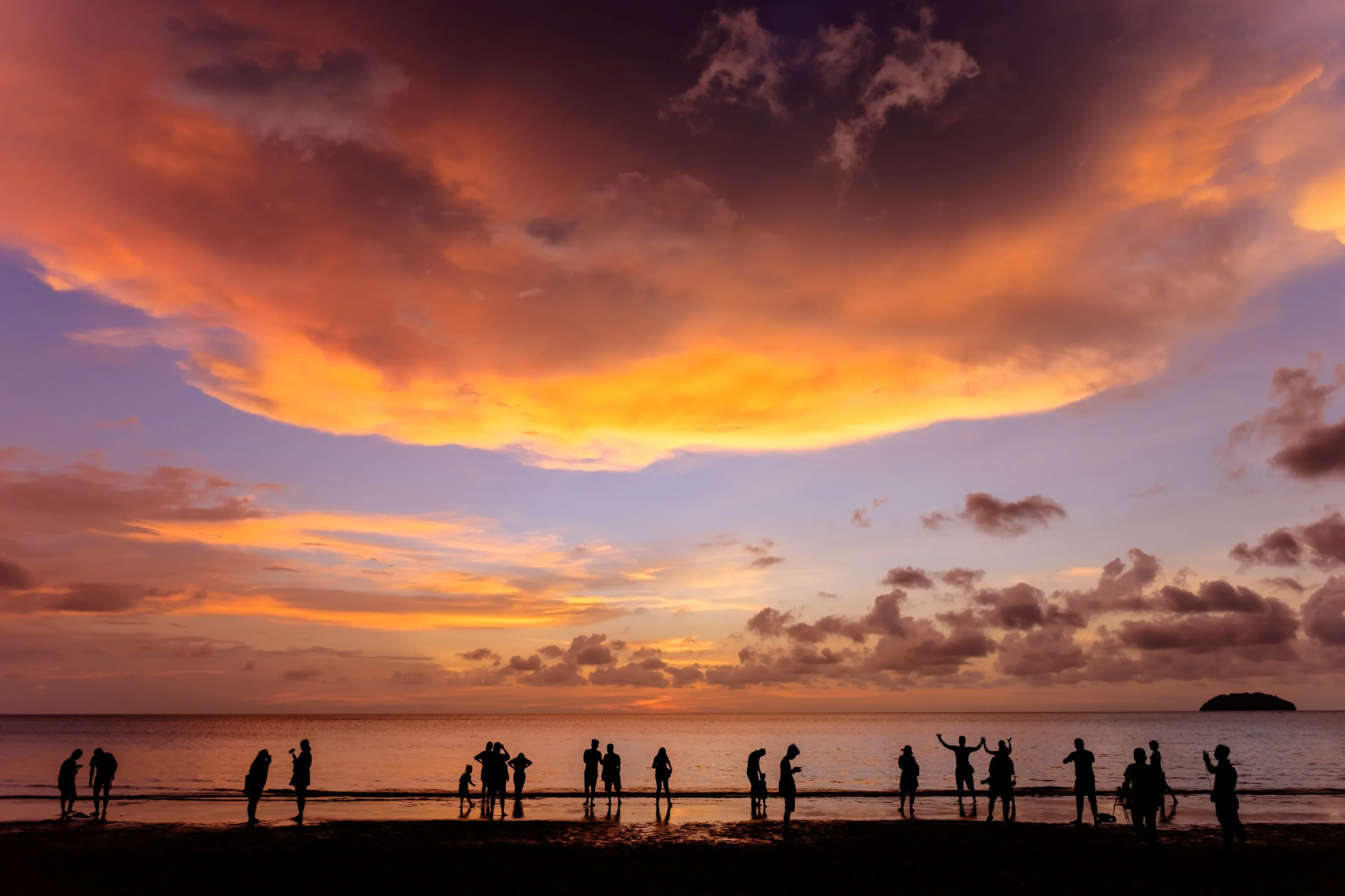 Sunset at Tanjung Aru Beach, Kota Kinabalu