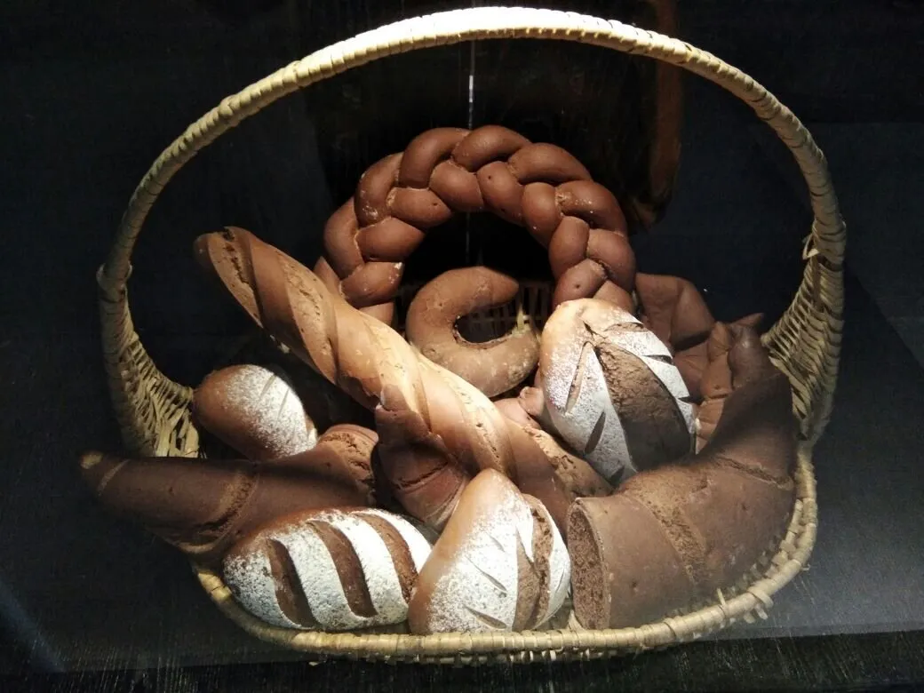 Bread basket