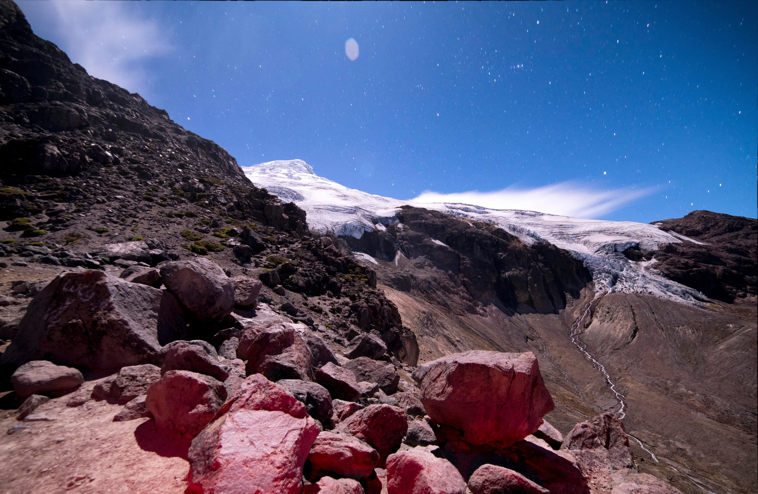 Volcan Cayambe, Ecuador at night
