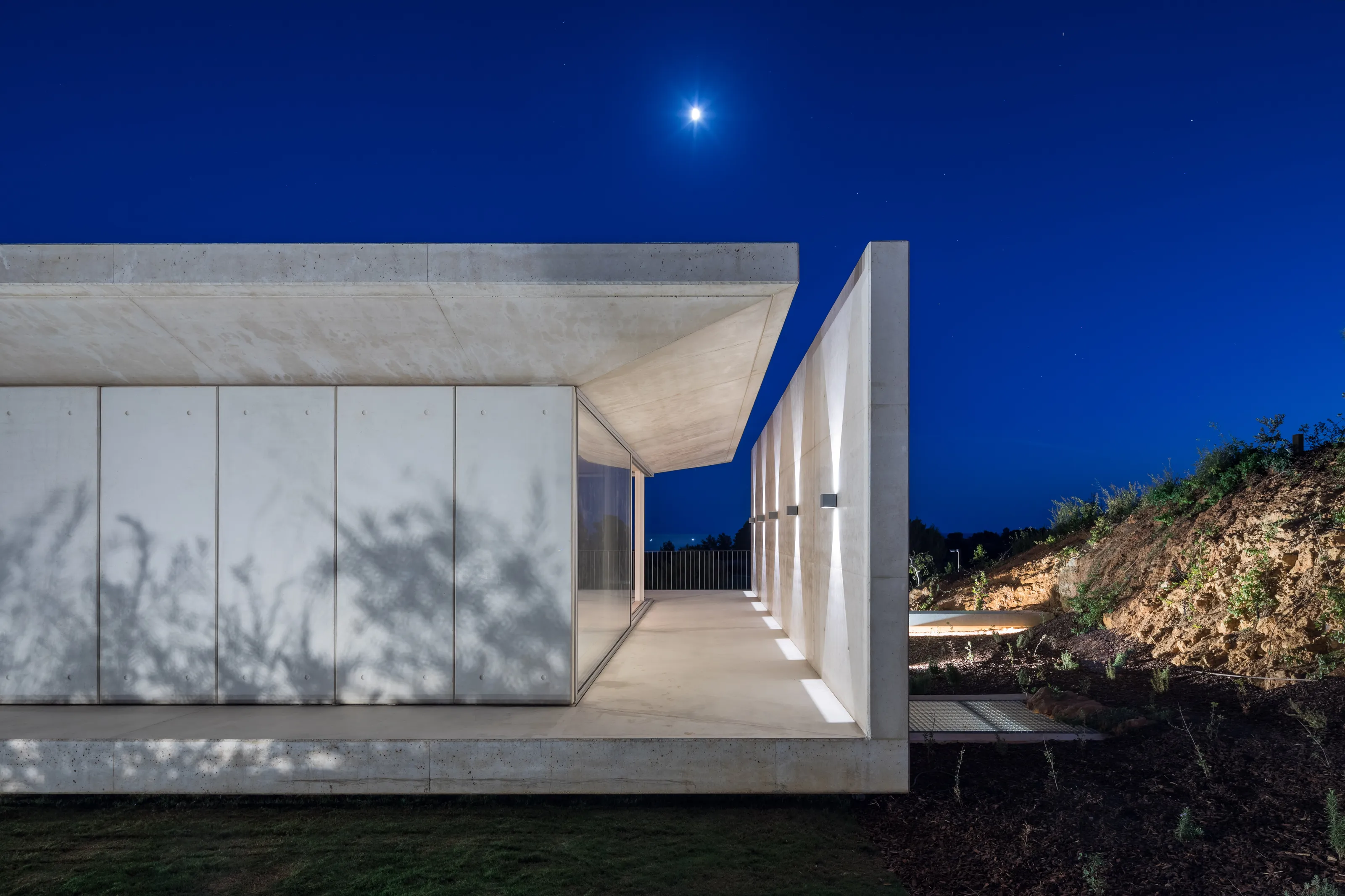 House in Palmares / Lagos, Portugal / Frederico Valsassina