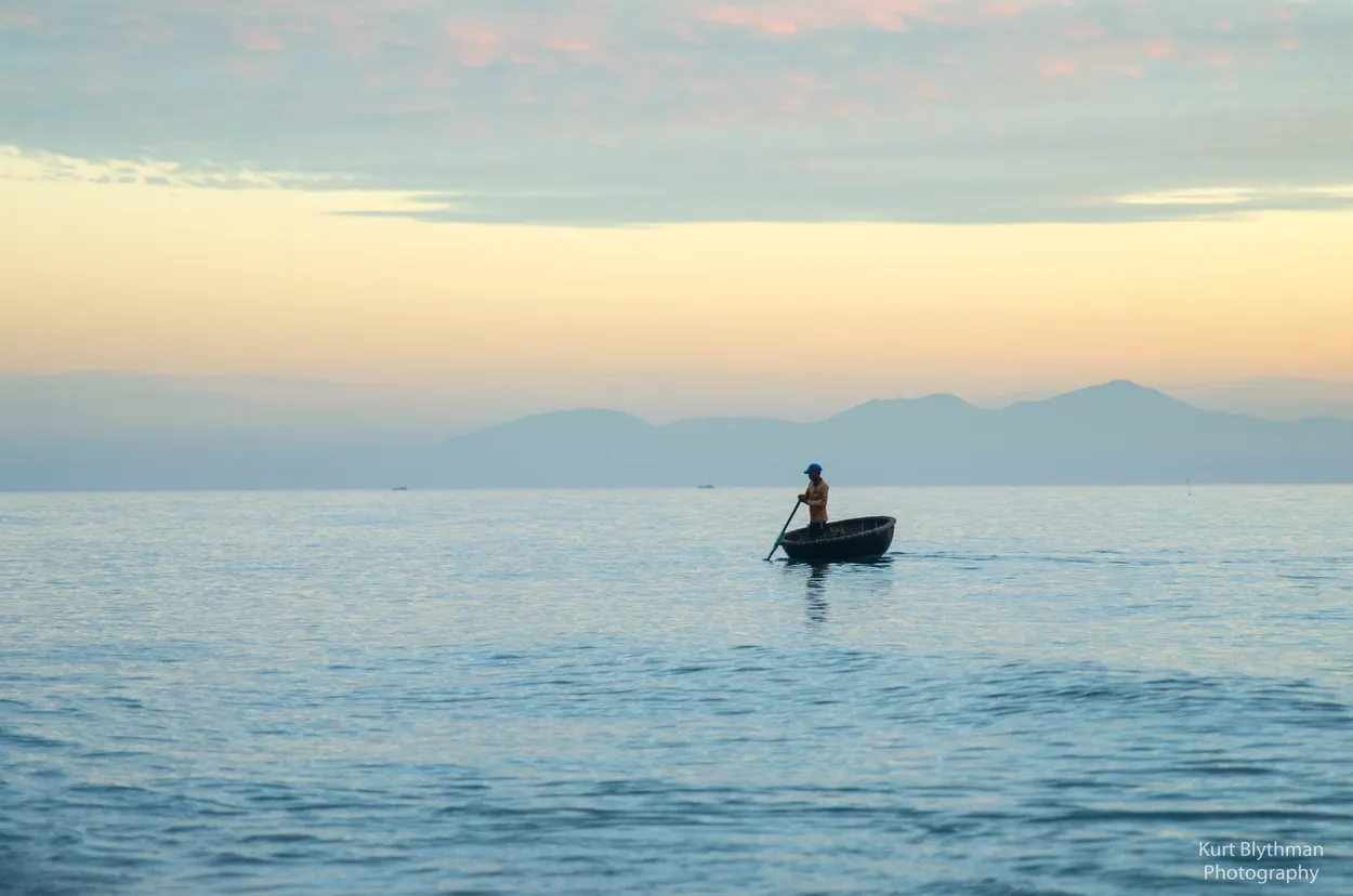 Bowl Boat - Hoi An Vietnam