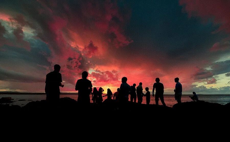 People come and go