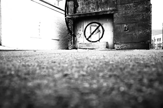 no parking.