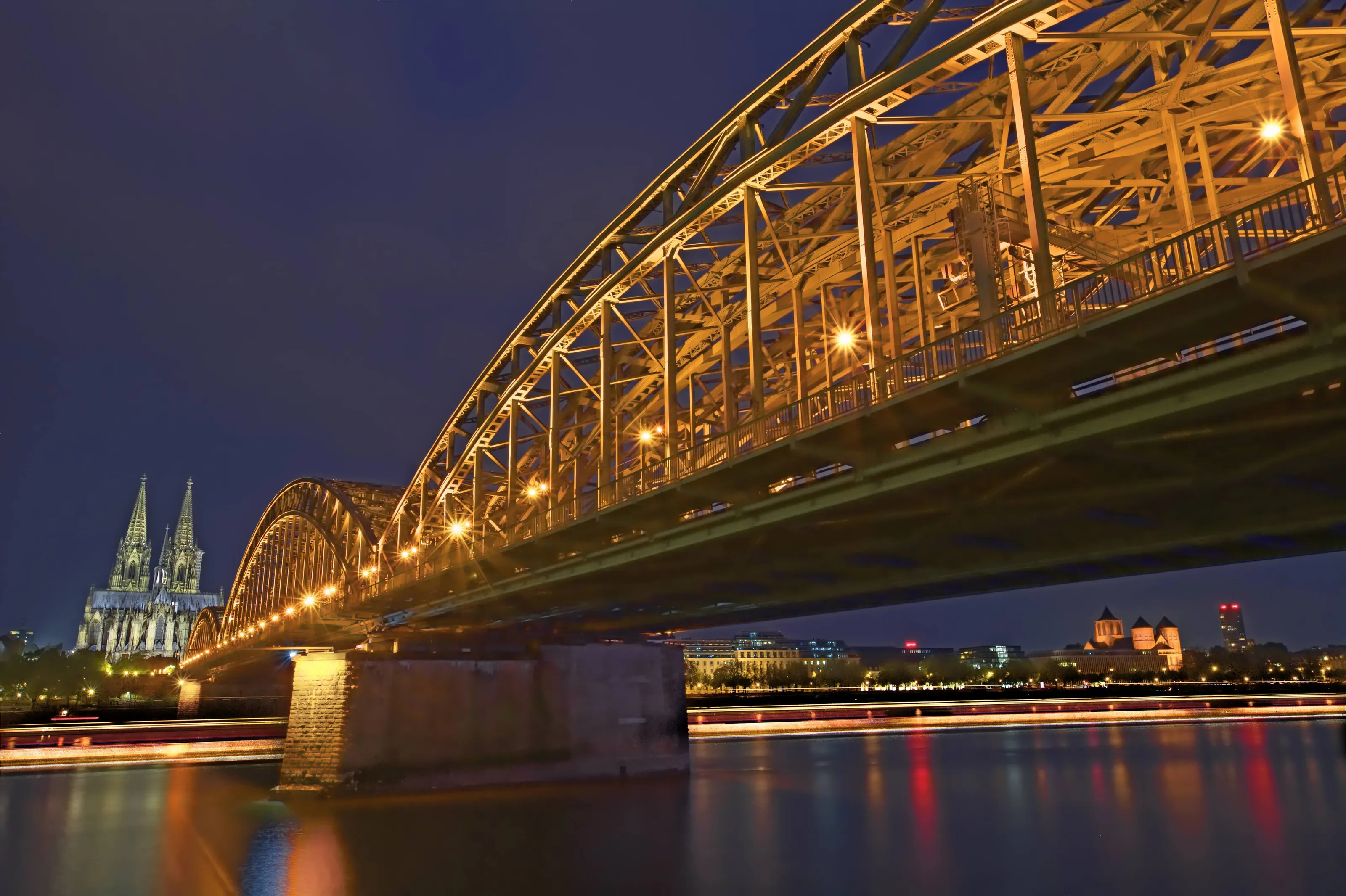 Light trails from a passing boat under the Hohenzollern bridge, Cologne