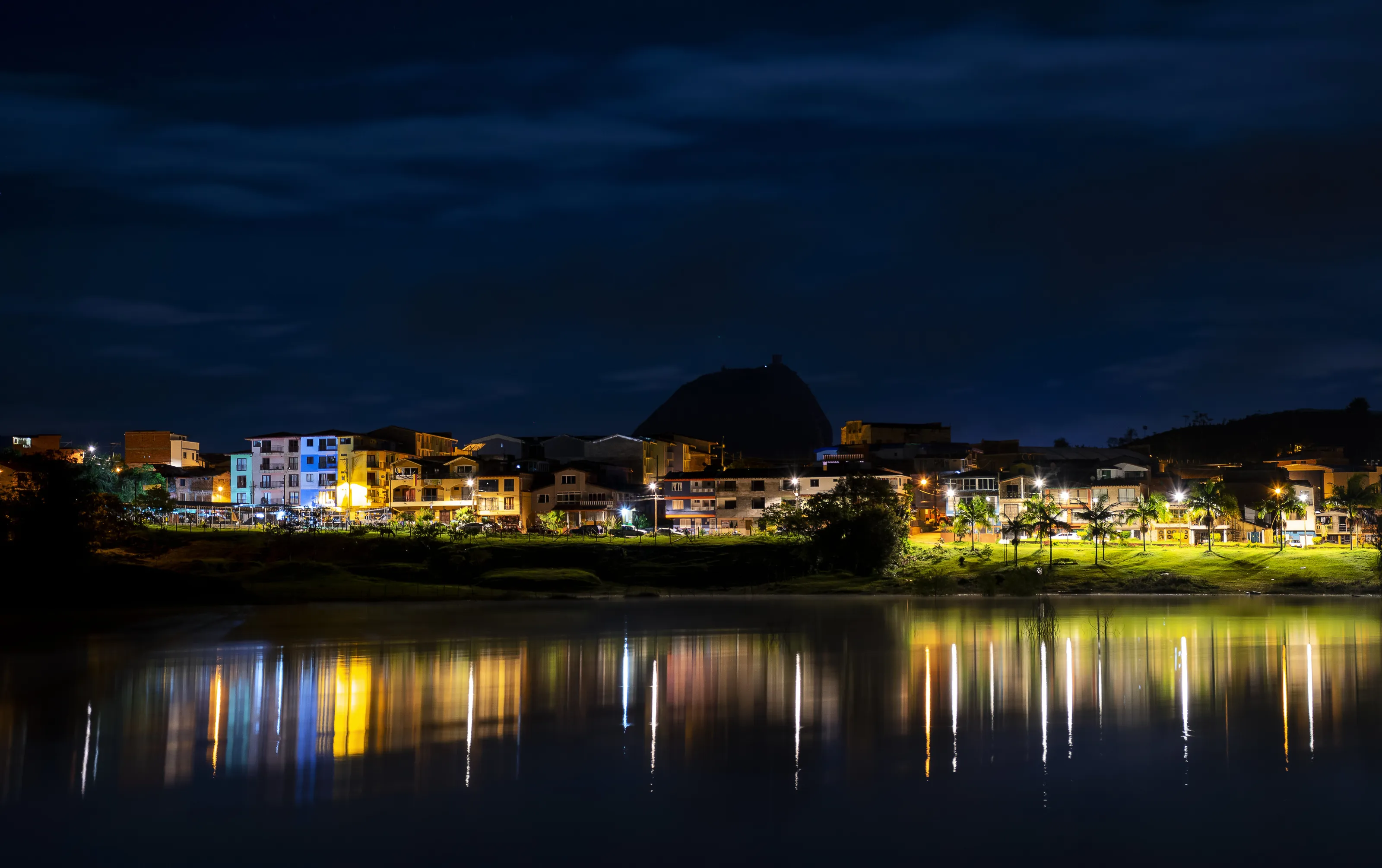Guatape and "la Piedra del Peñol"
