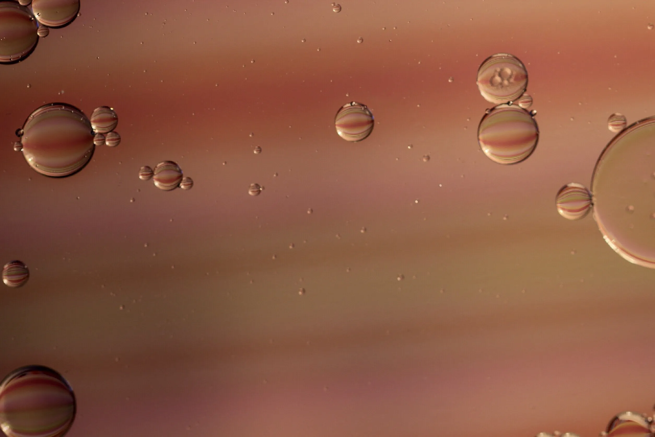 Striped bubbles