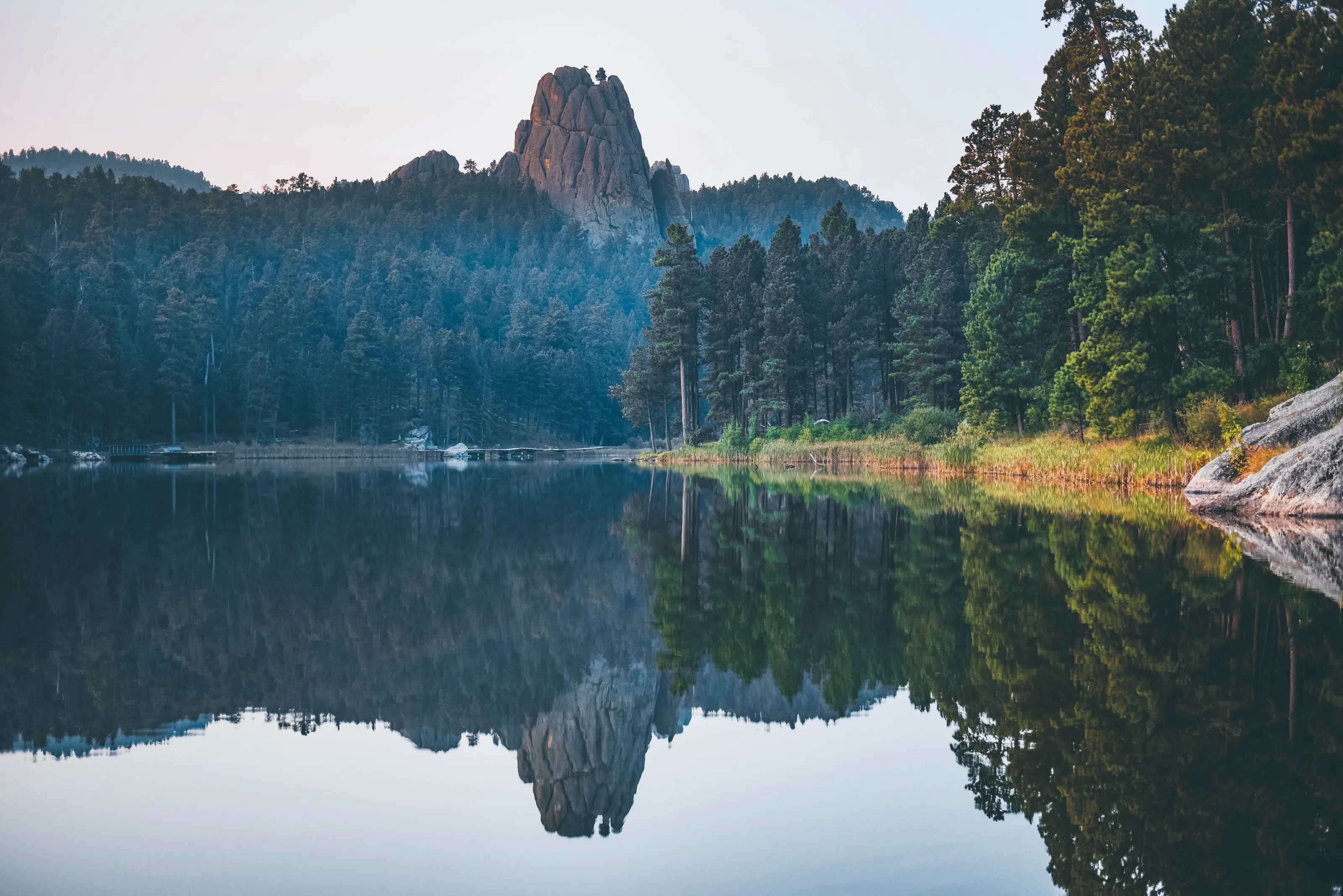 early morning on horse thief lake