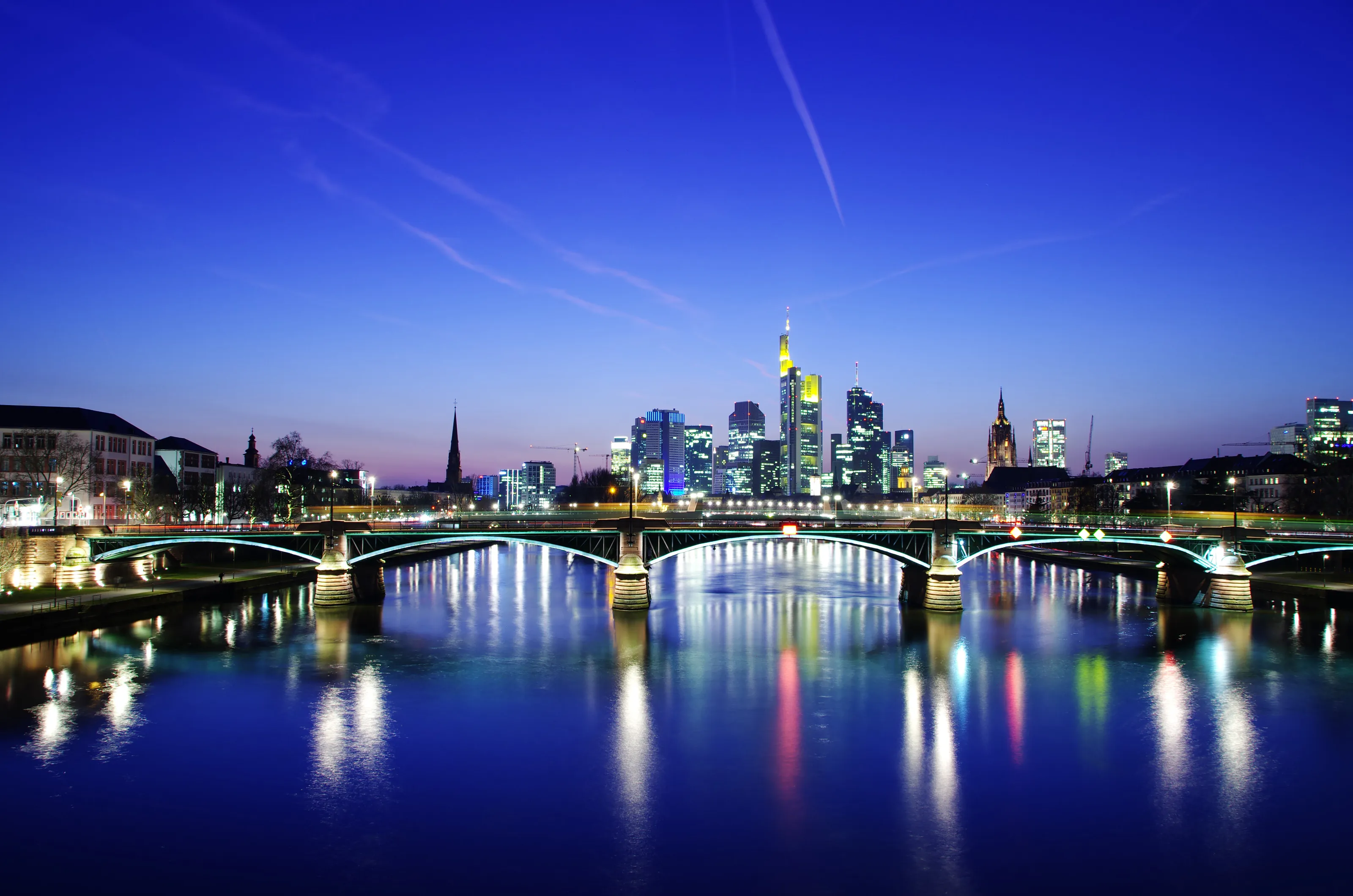 Frankfurt am Main city skyline