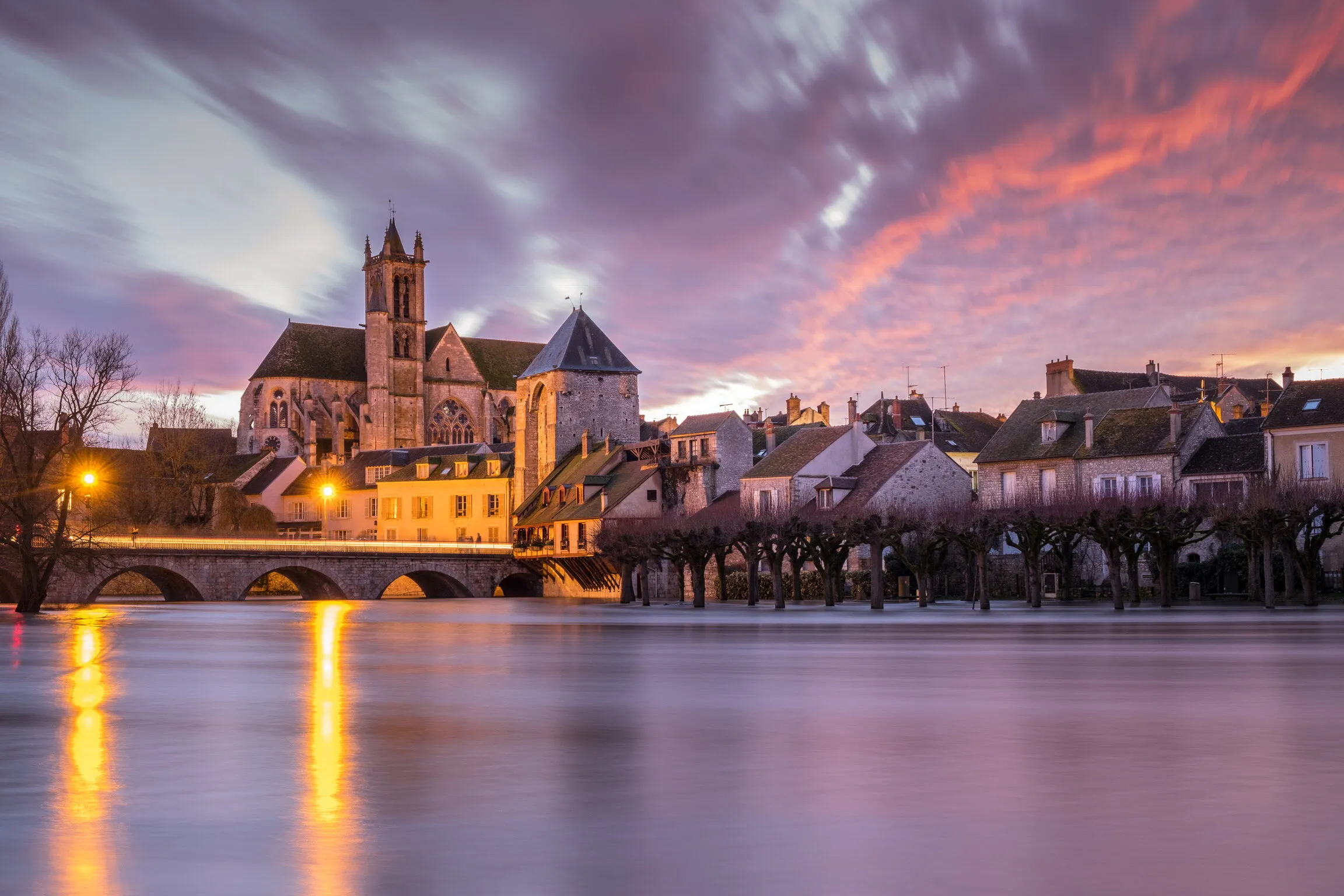 Village of painters Moret sur Loing