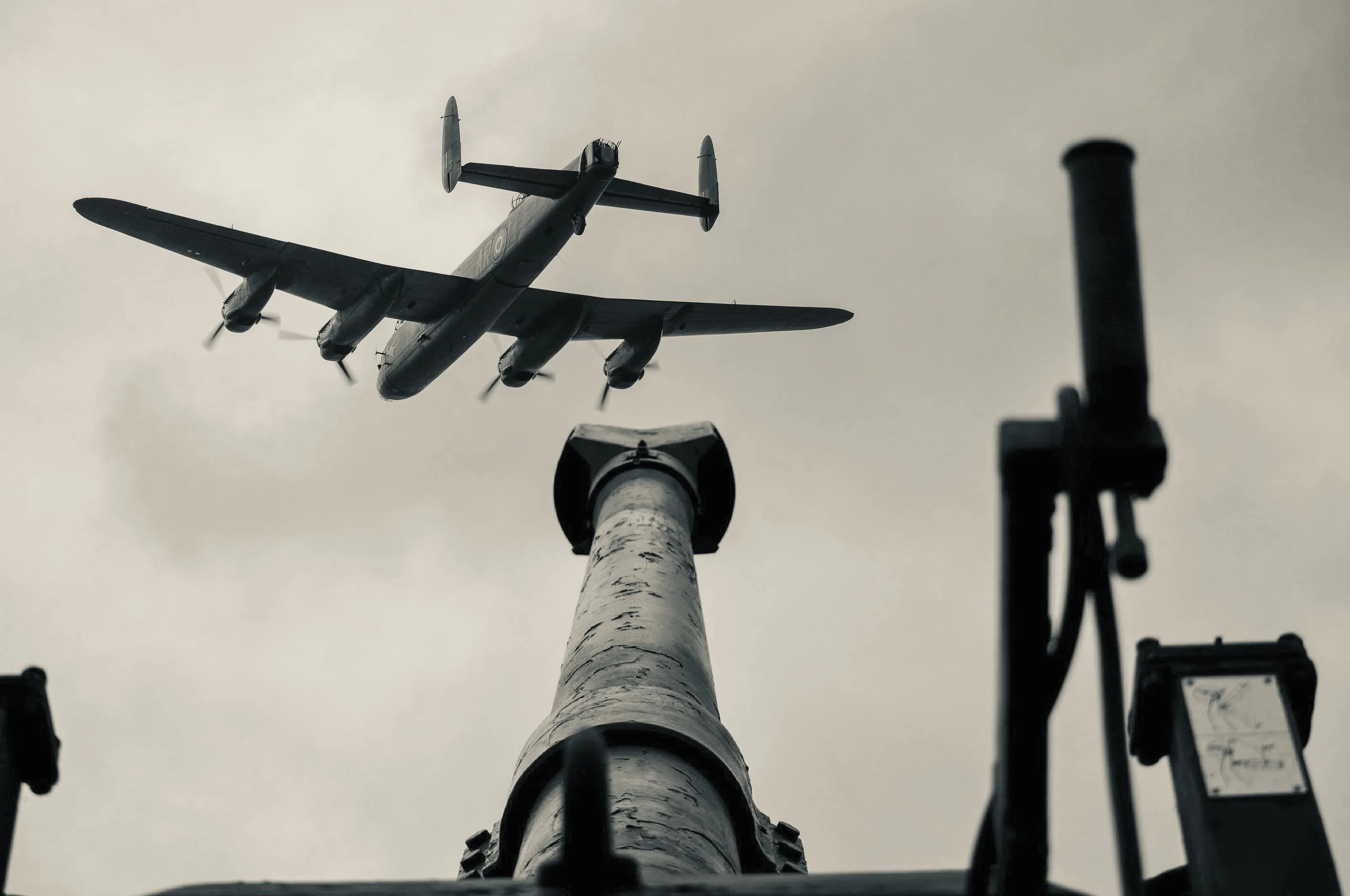 Howitzer/Lancaster composite B&W