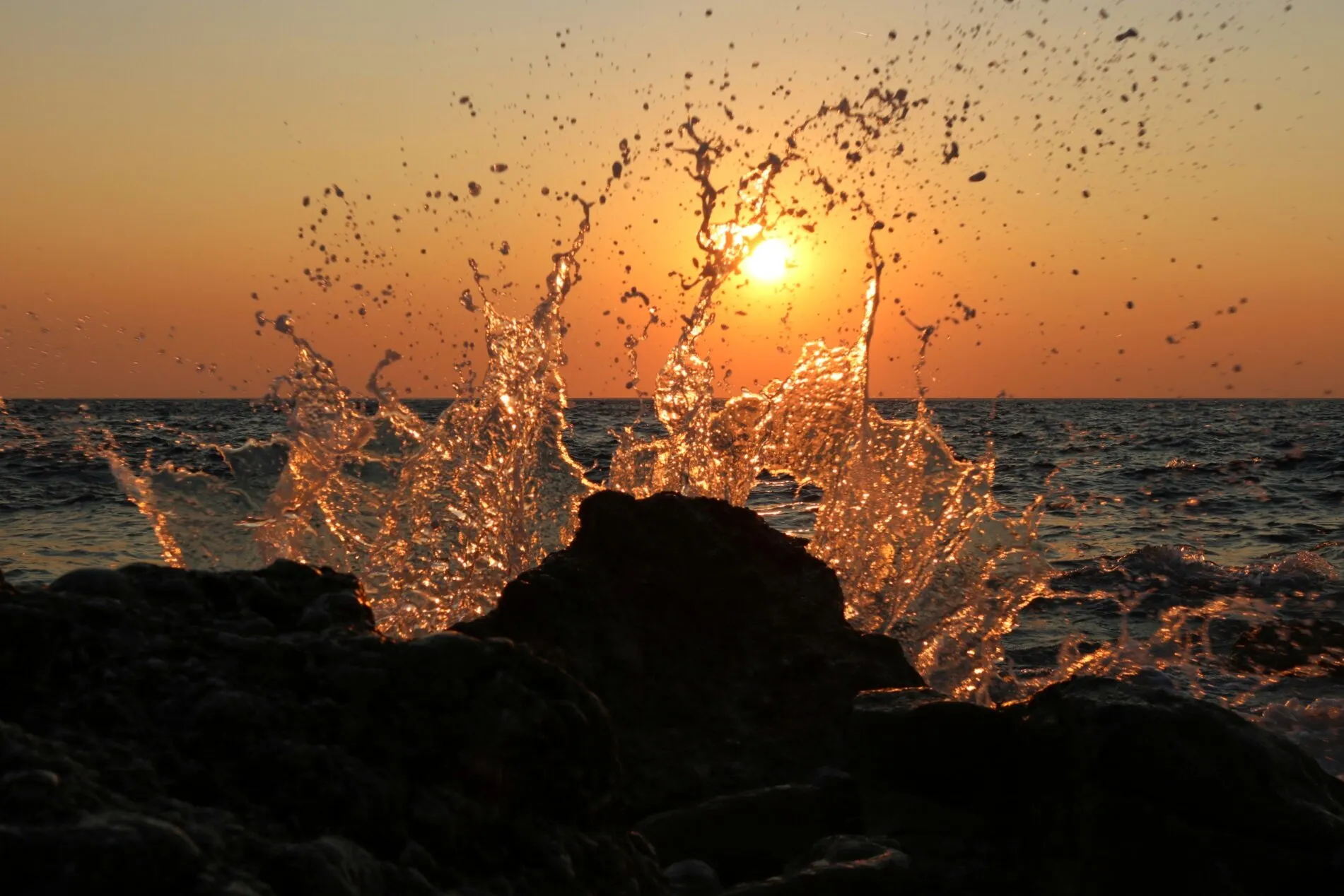 Golden wave