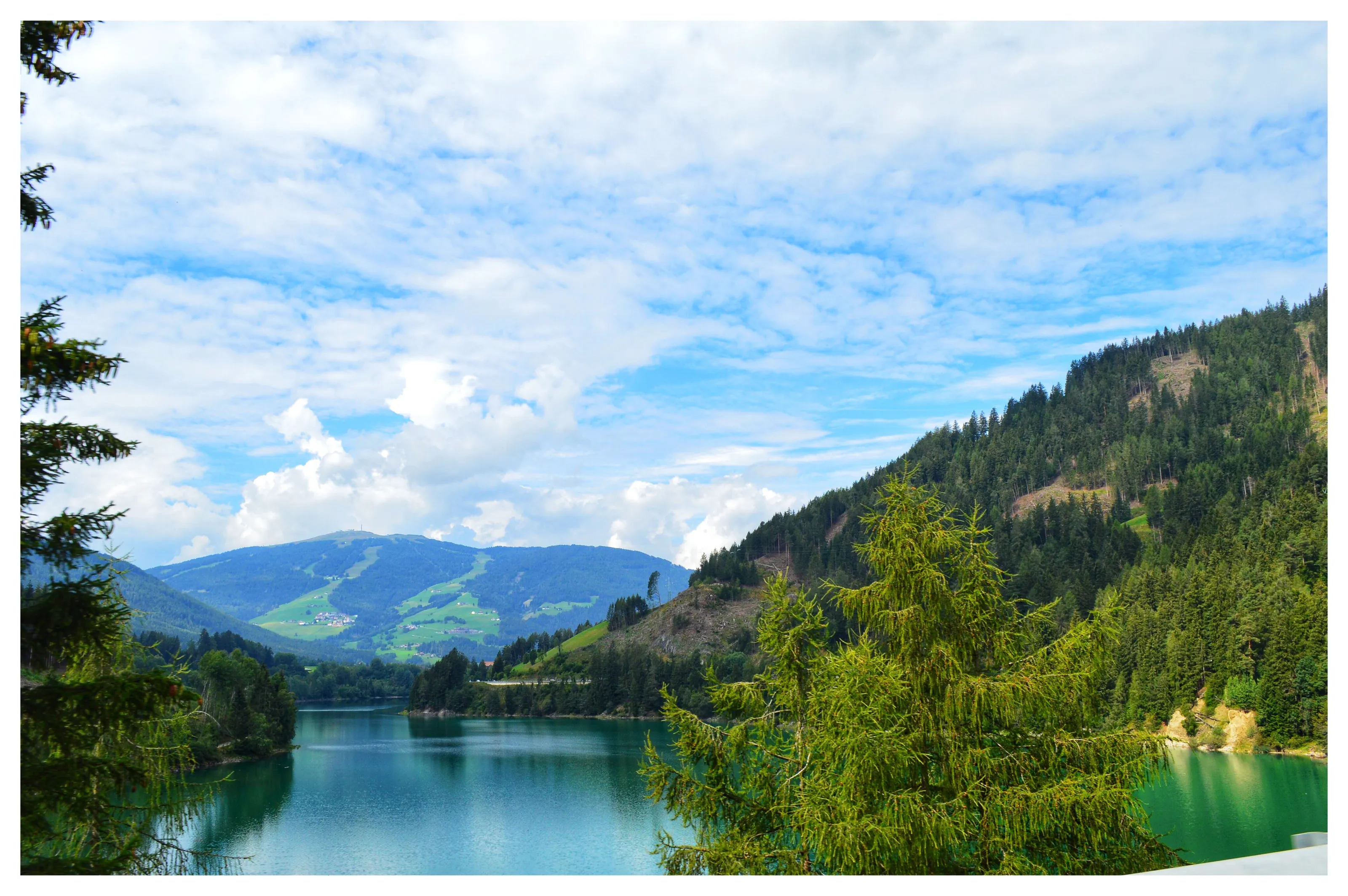 The hidden lake
