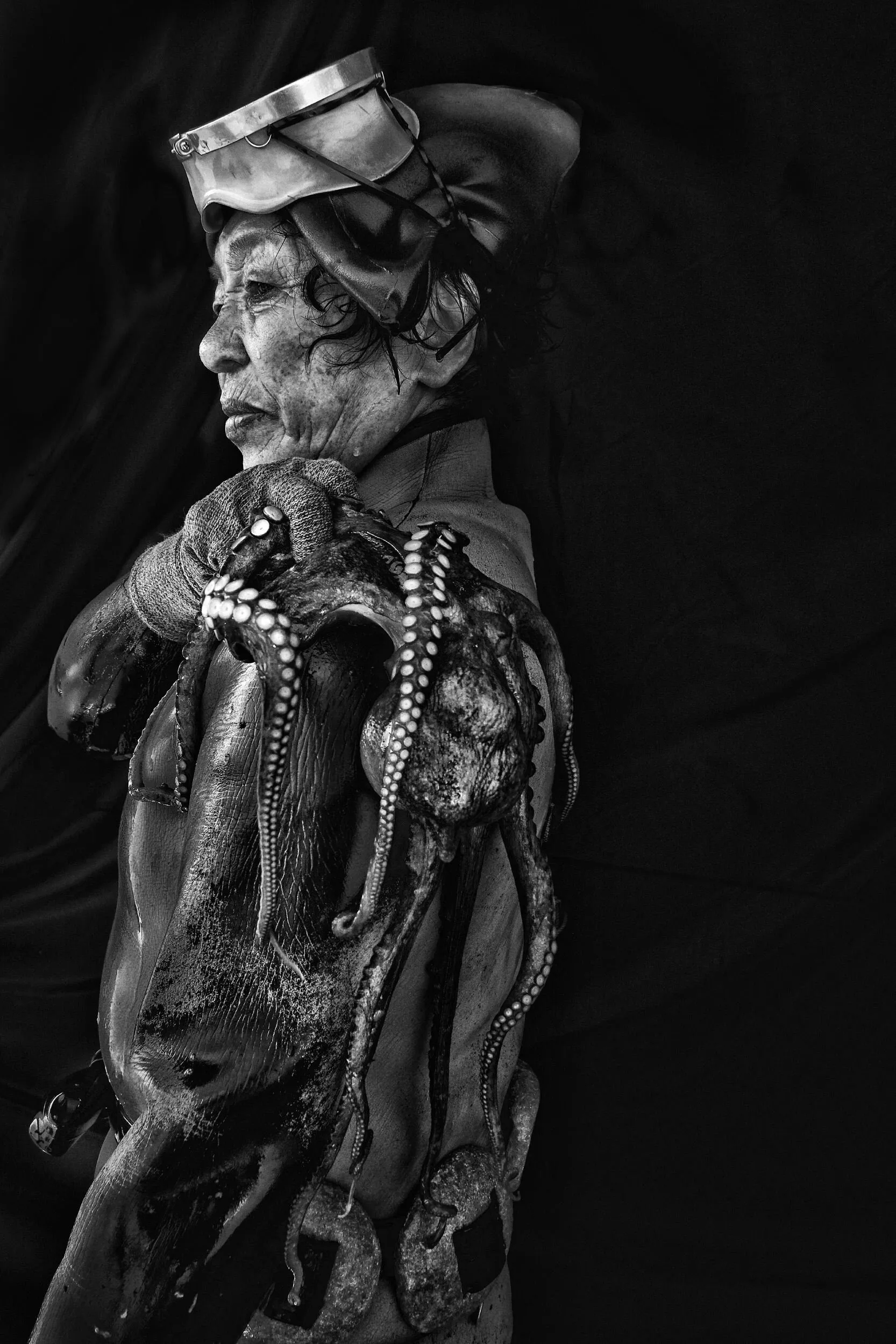 Grandma Divers 06