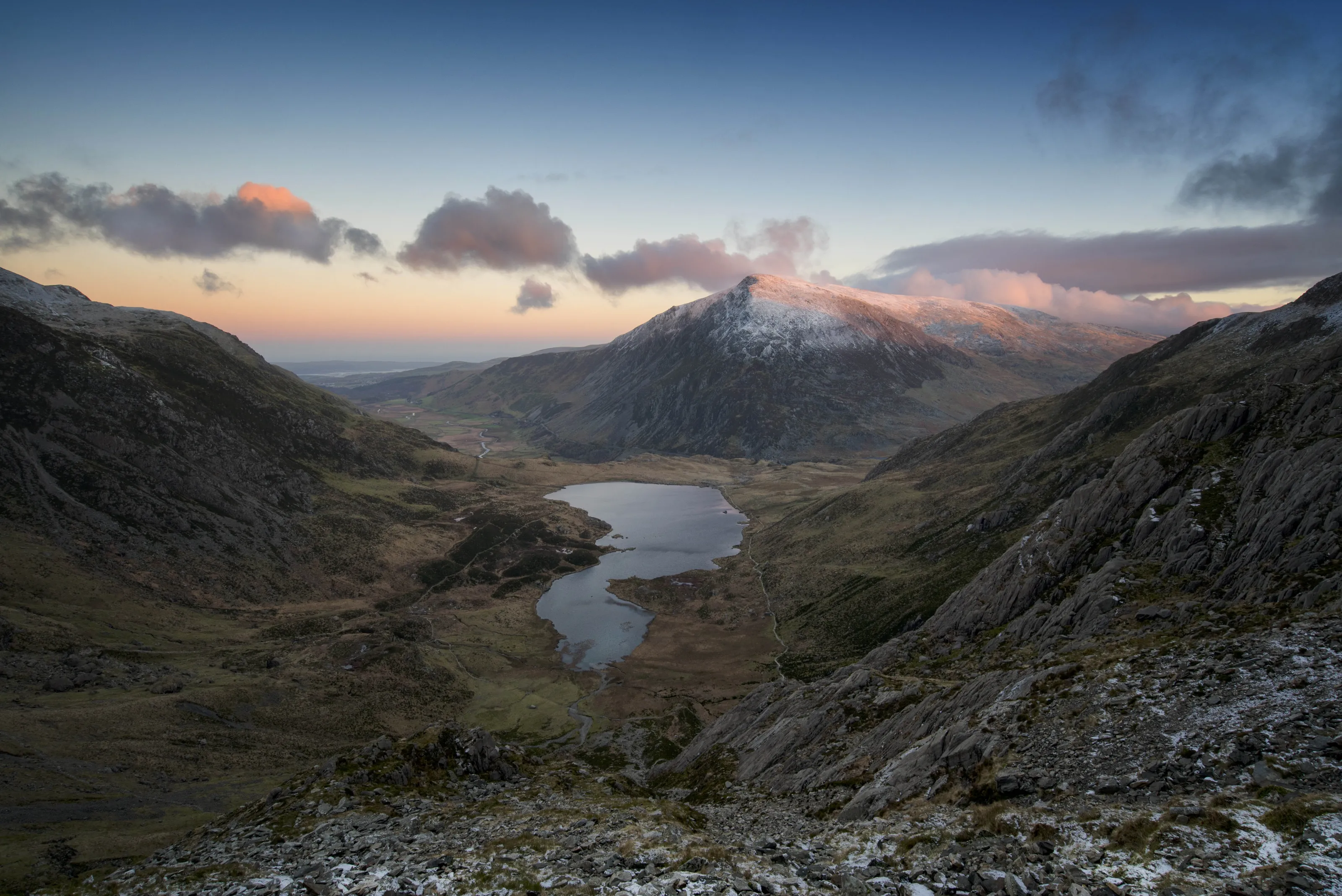 Sunrise on Idwal Slabs