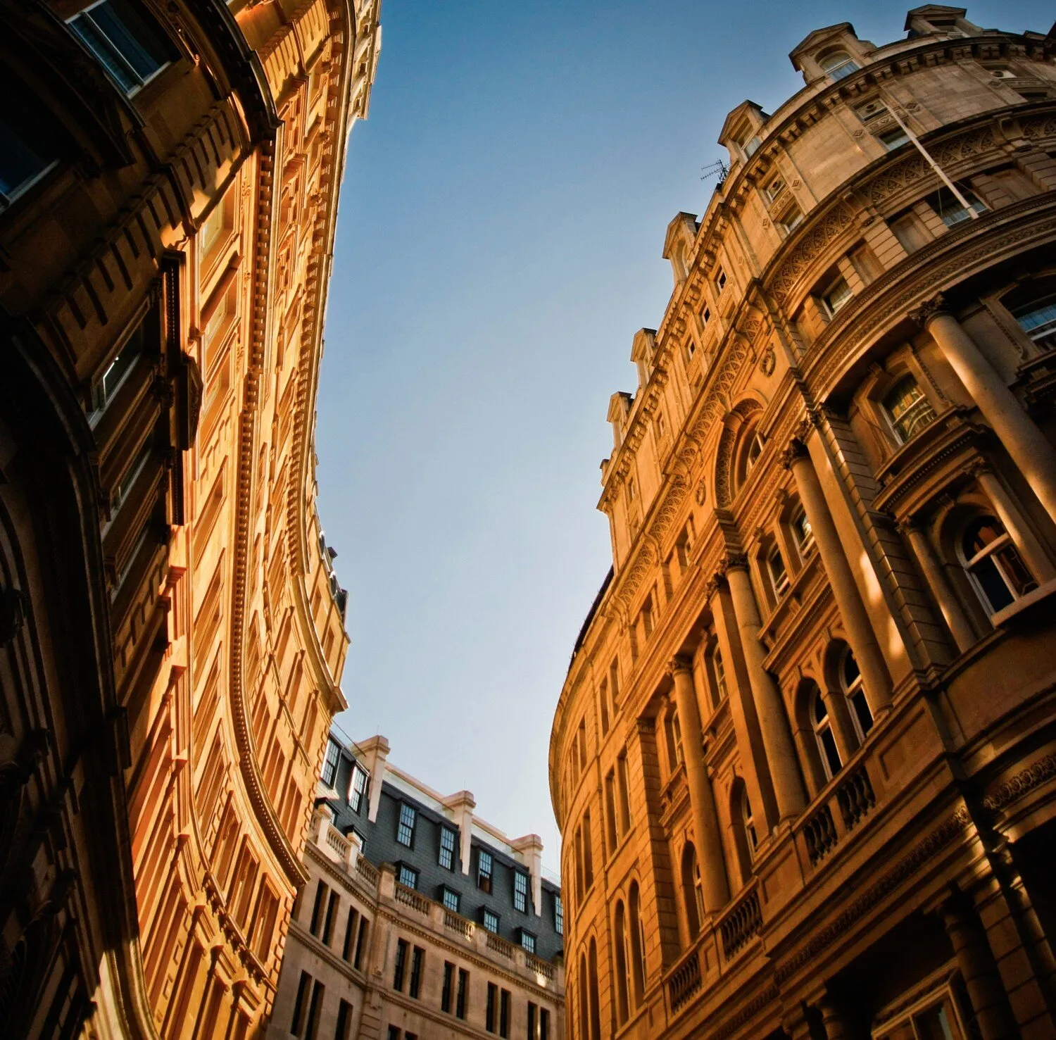 Curved Street