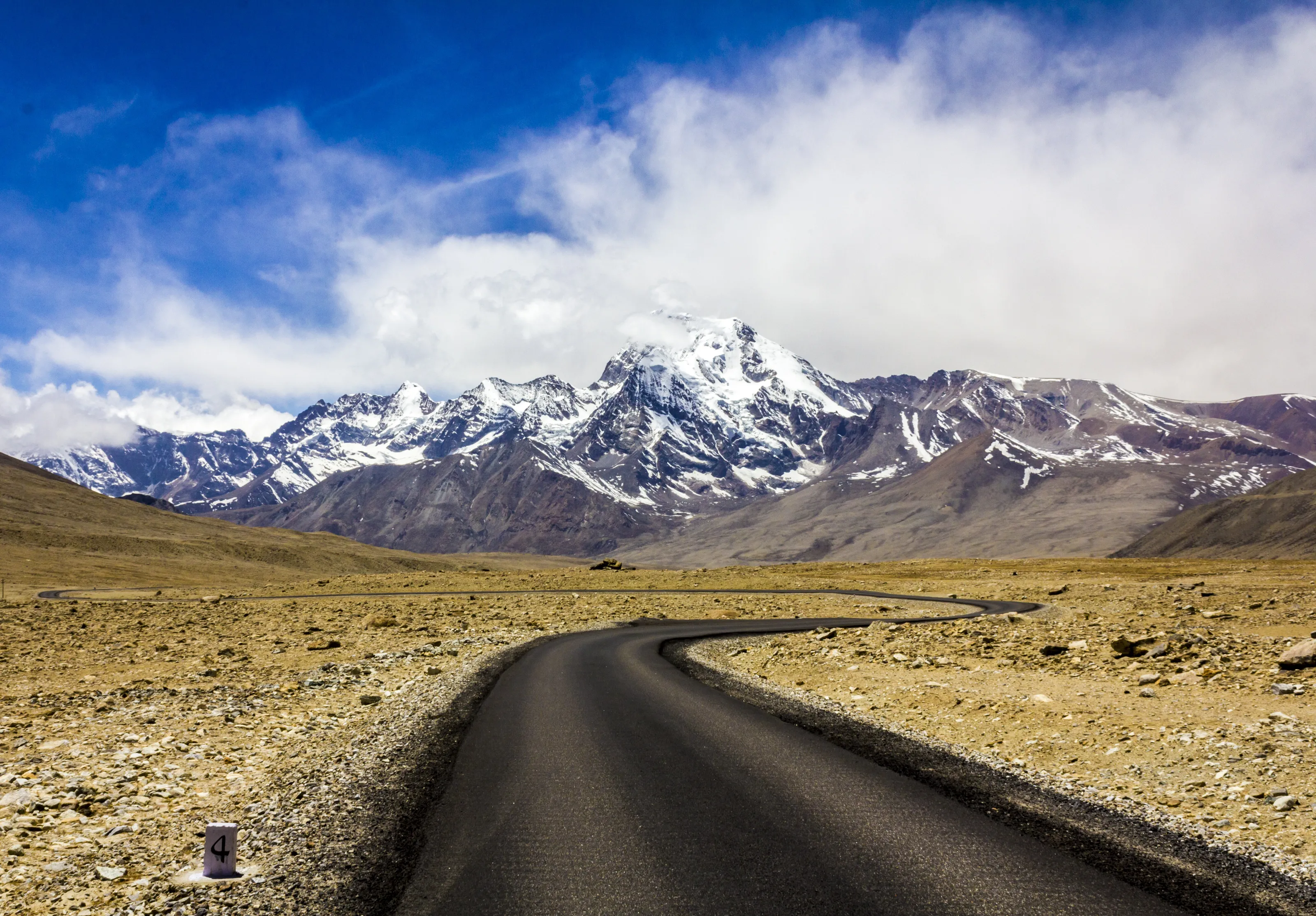 THE ROAD TO THE MOUNTAINS