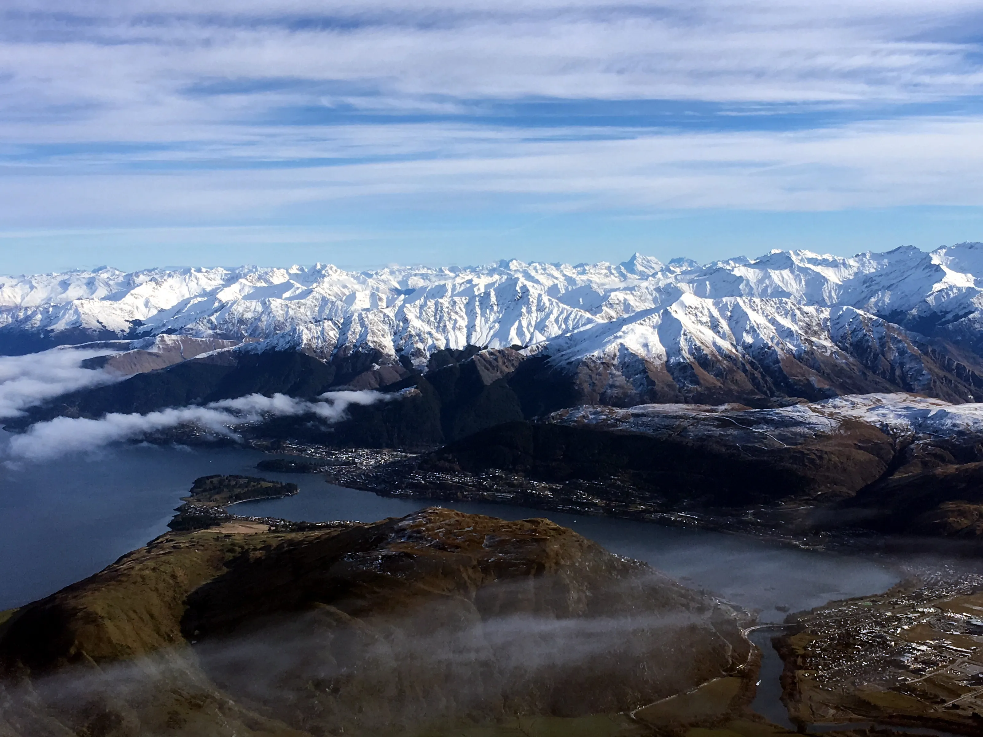 Overview over Queenstown (NZ) in Winter