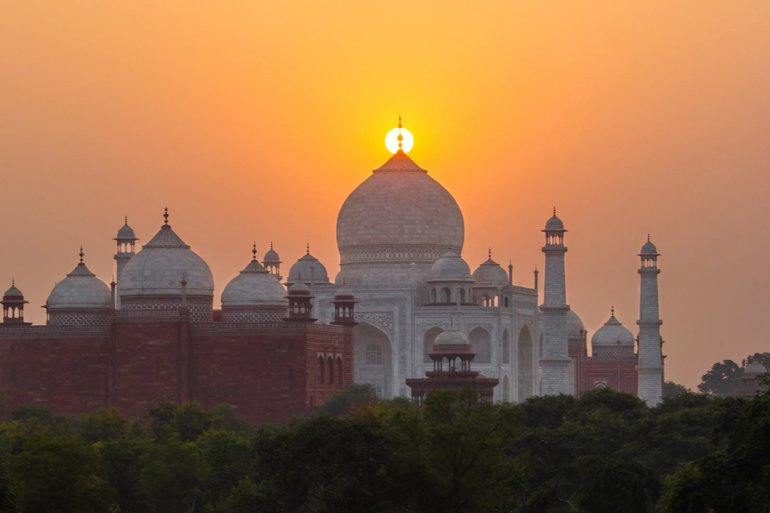 Sunset at the Taj