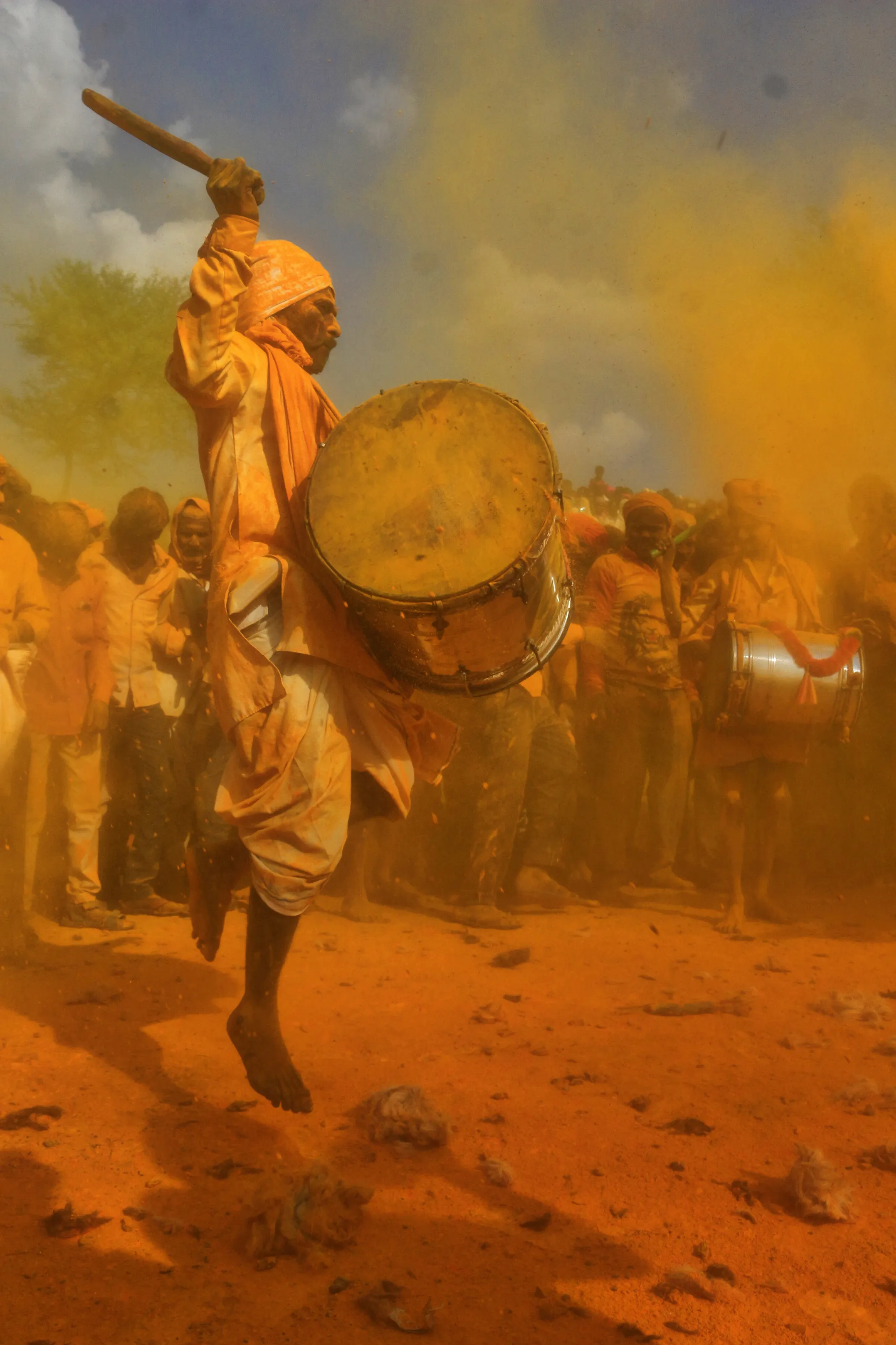 Golden Festival, Huljanti