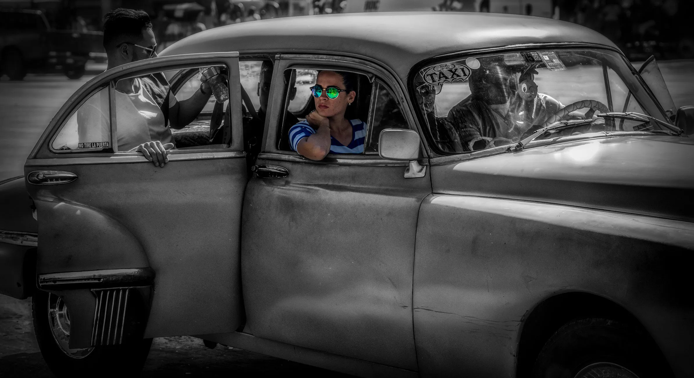 Girl with sunglasses