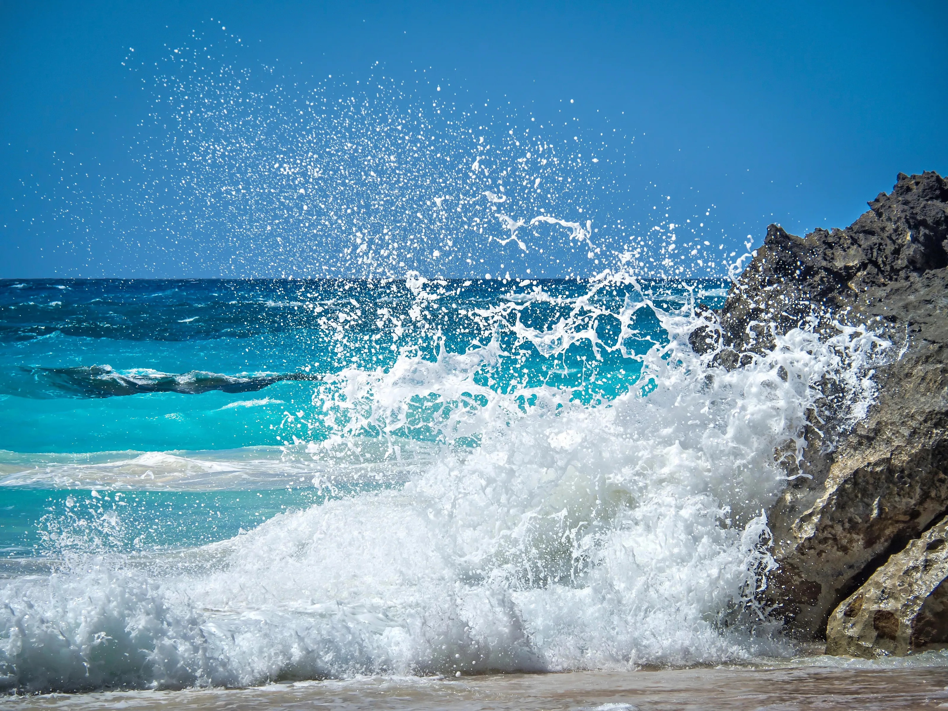 Crashing Waves