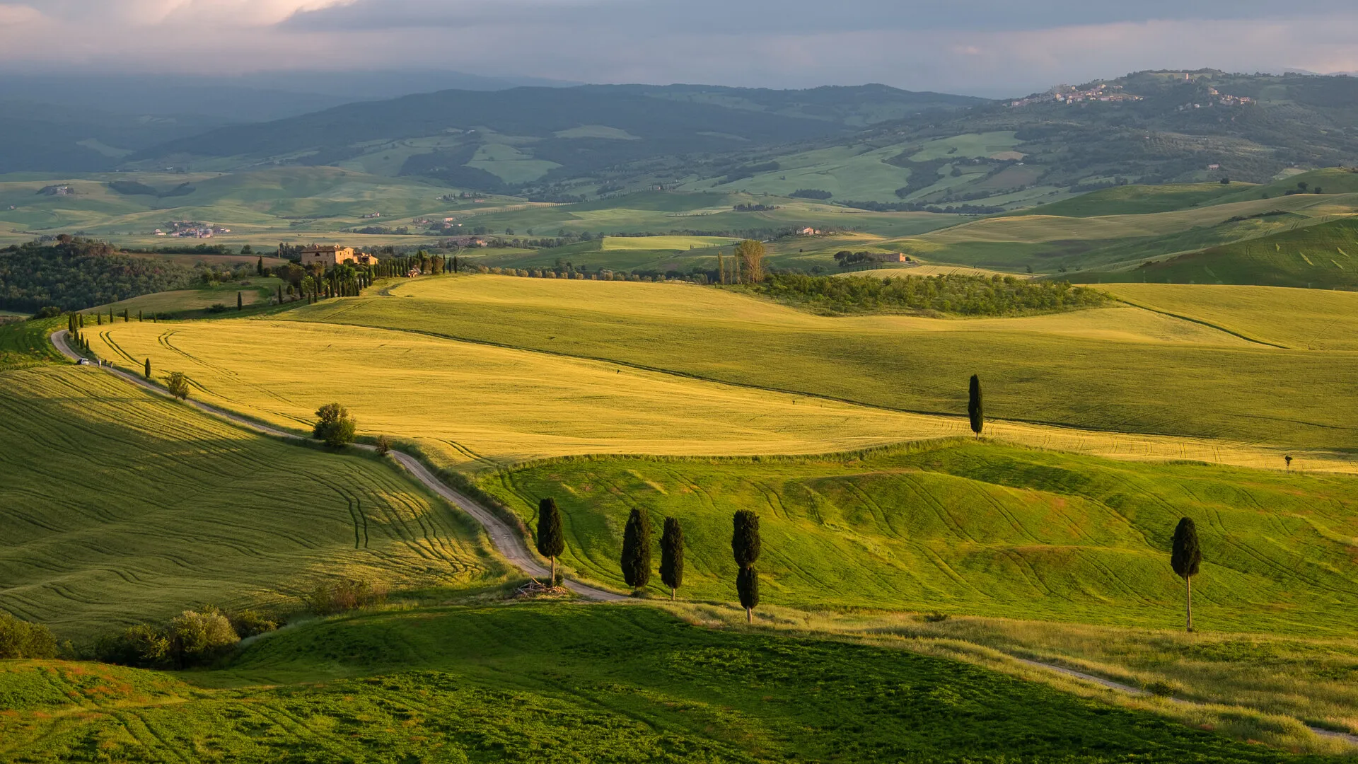 The Gladiator - Fields of Wheat and farmhouse