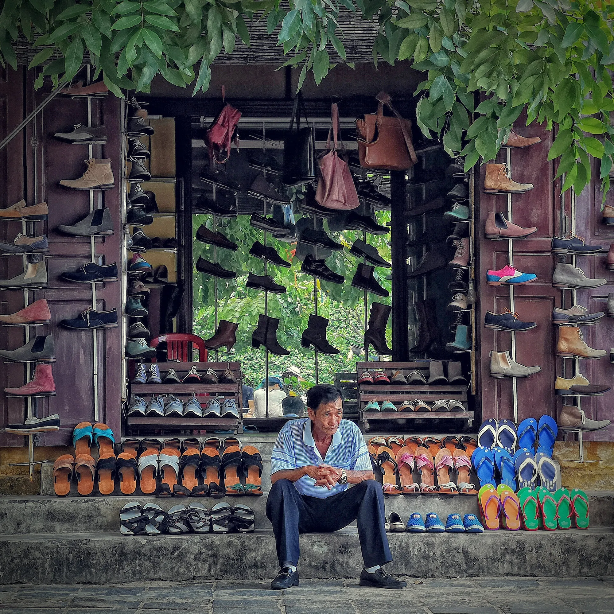 Shoes seller