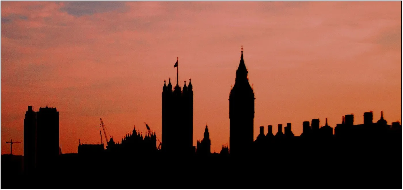 London evening sillhouettes