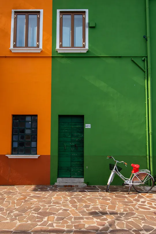 Conflicting Colours
