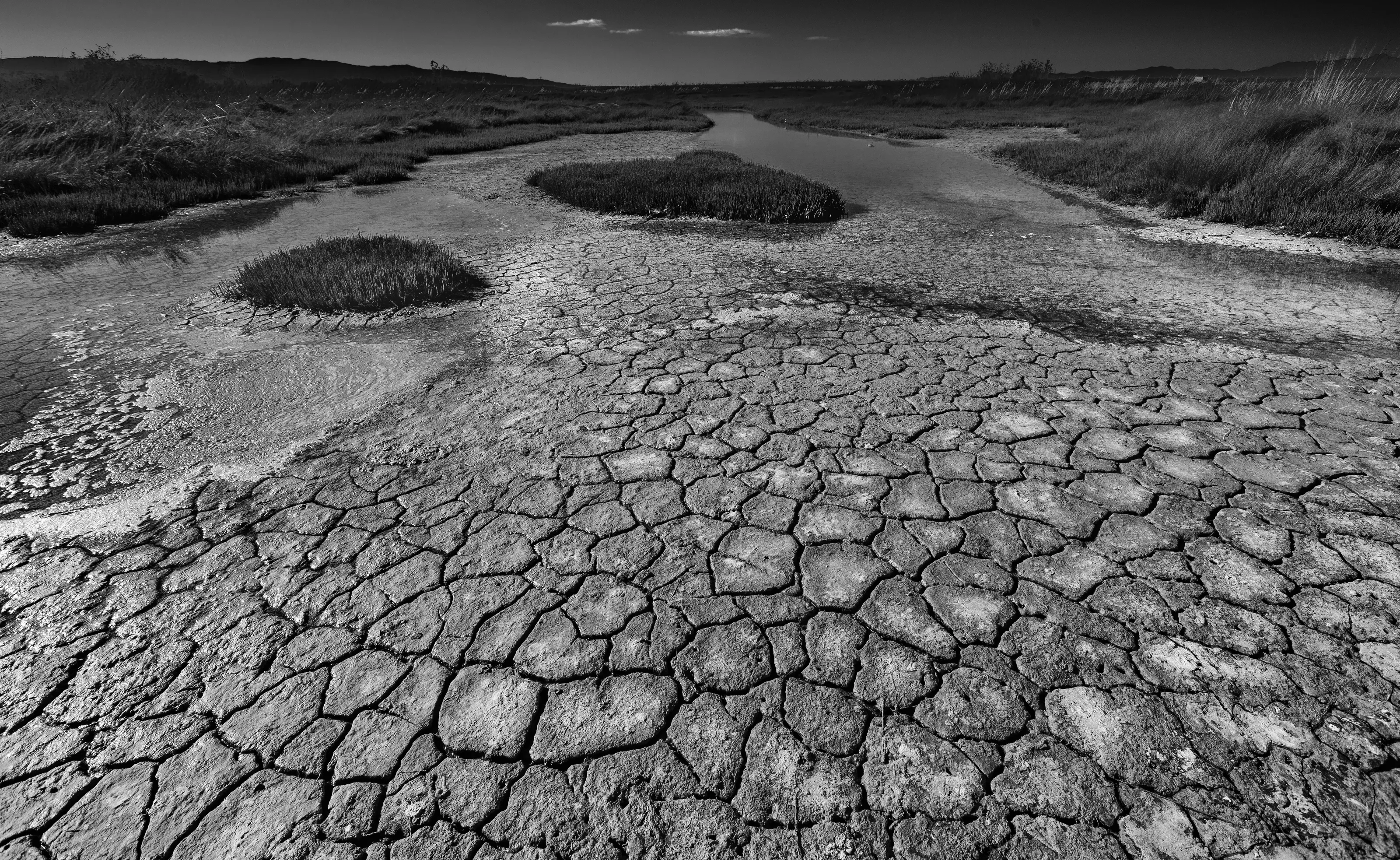 Drought crack