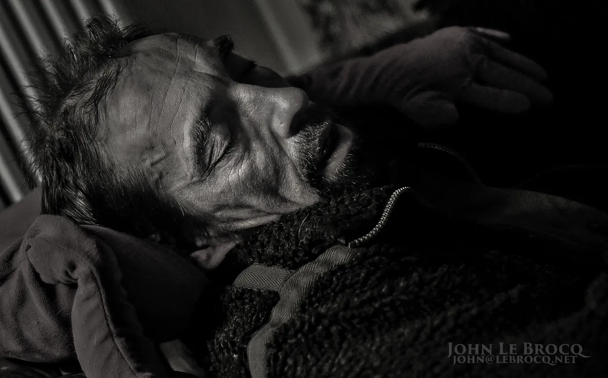 Entry 13890160