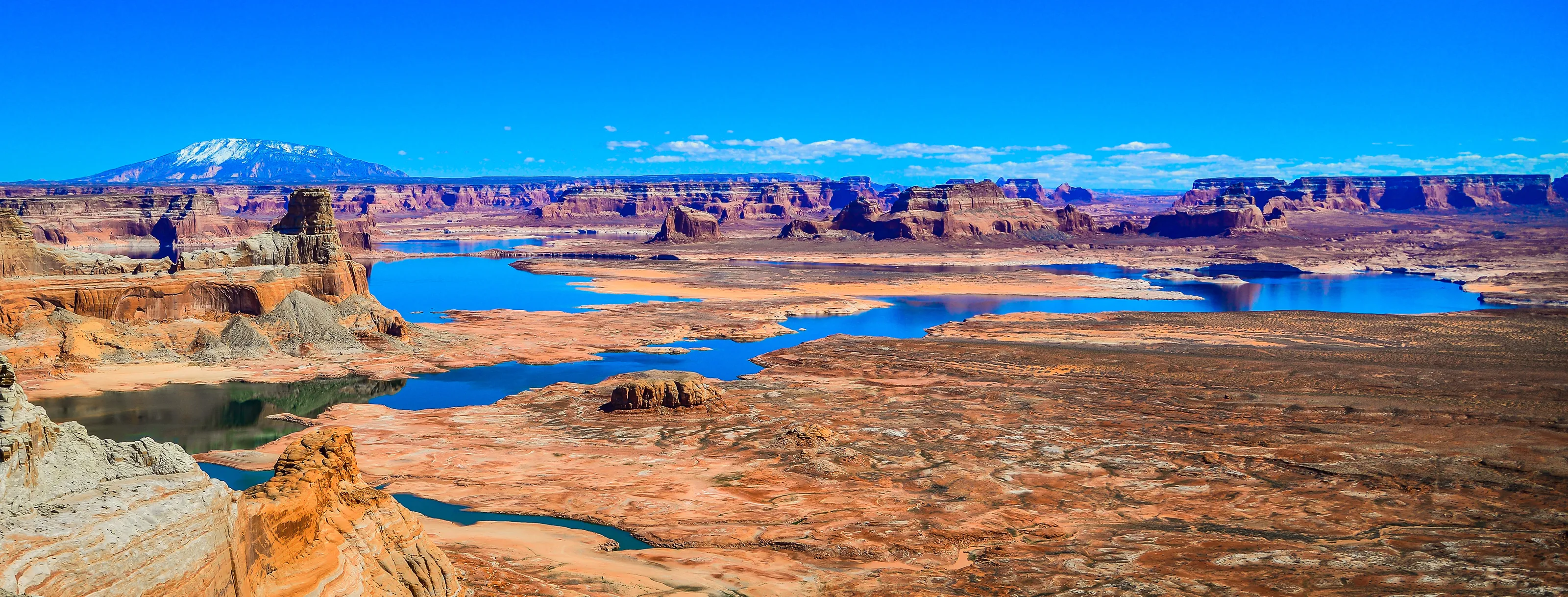 Lake Powell almost dry