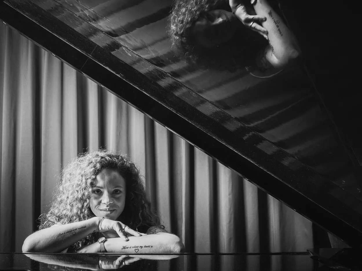Piano Girl
