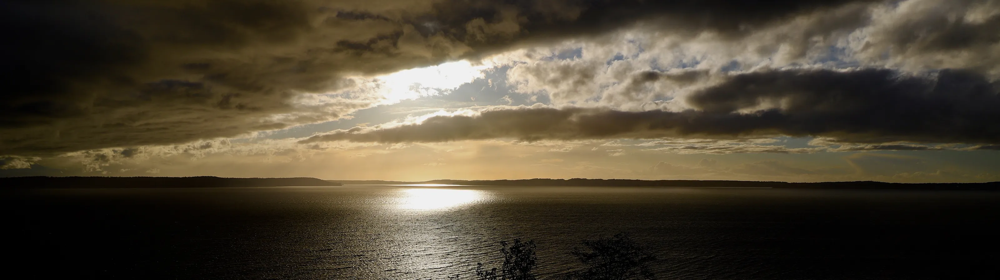 Sun break at Sunset