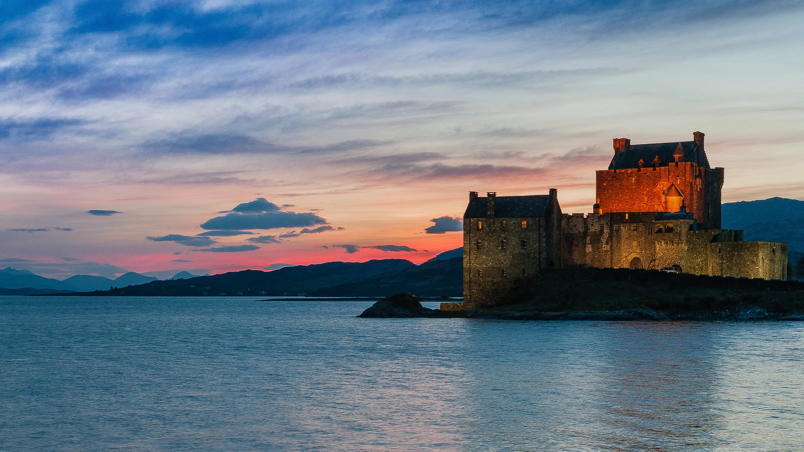 The Eilean Donan Castle just after sunset