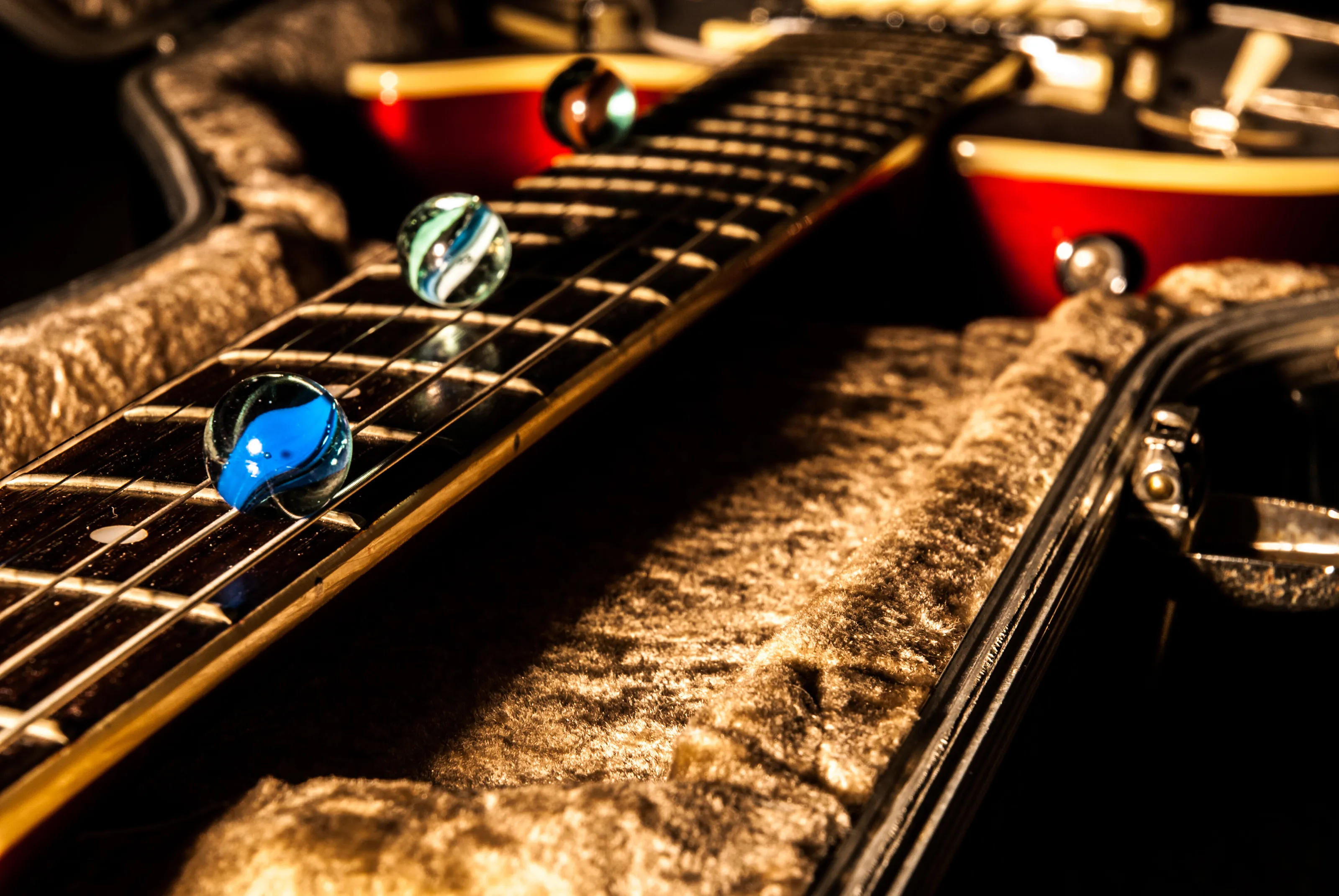 Strings & Marbles