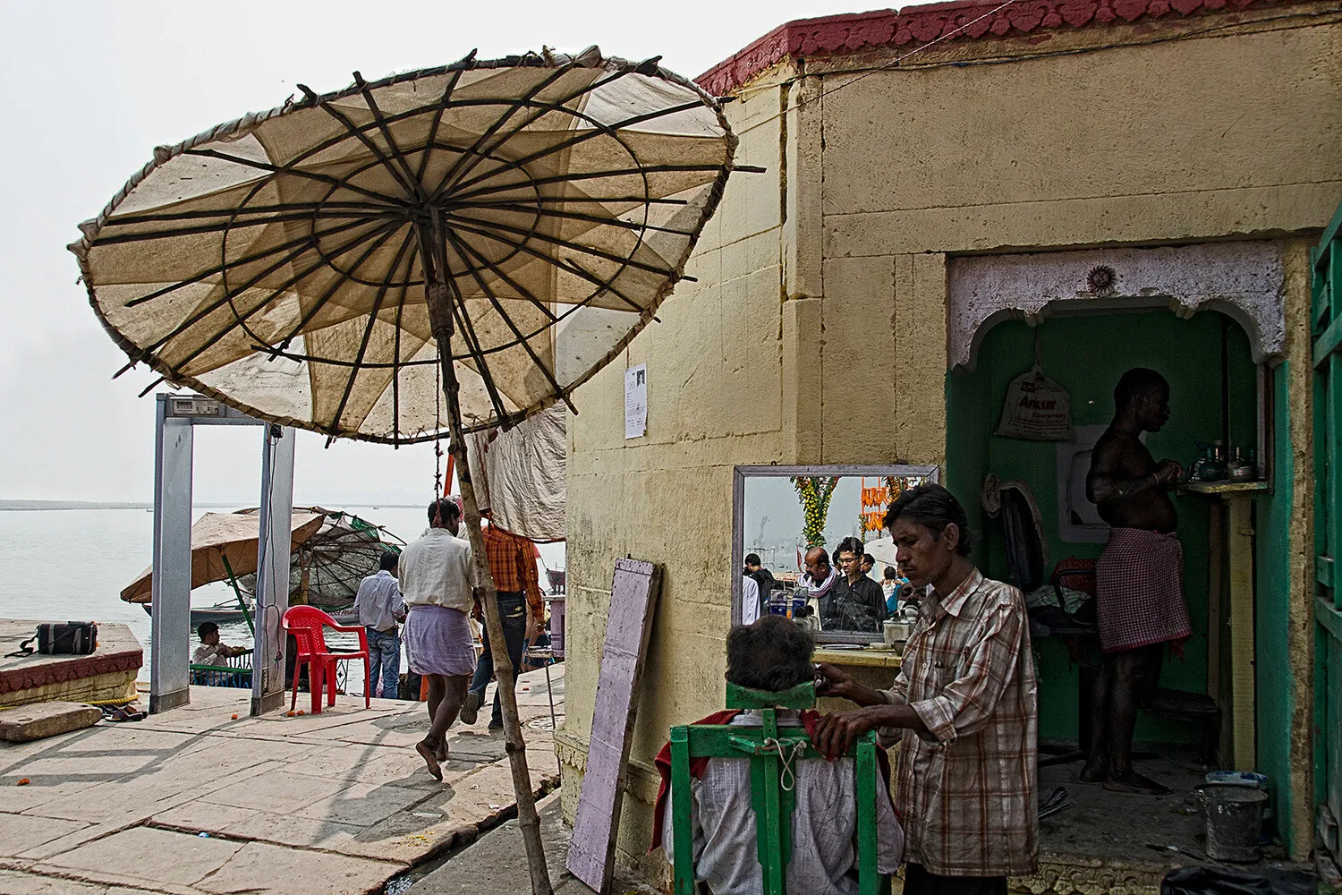 Fresh air saloon