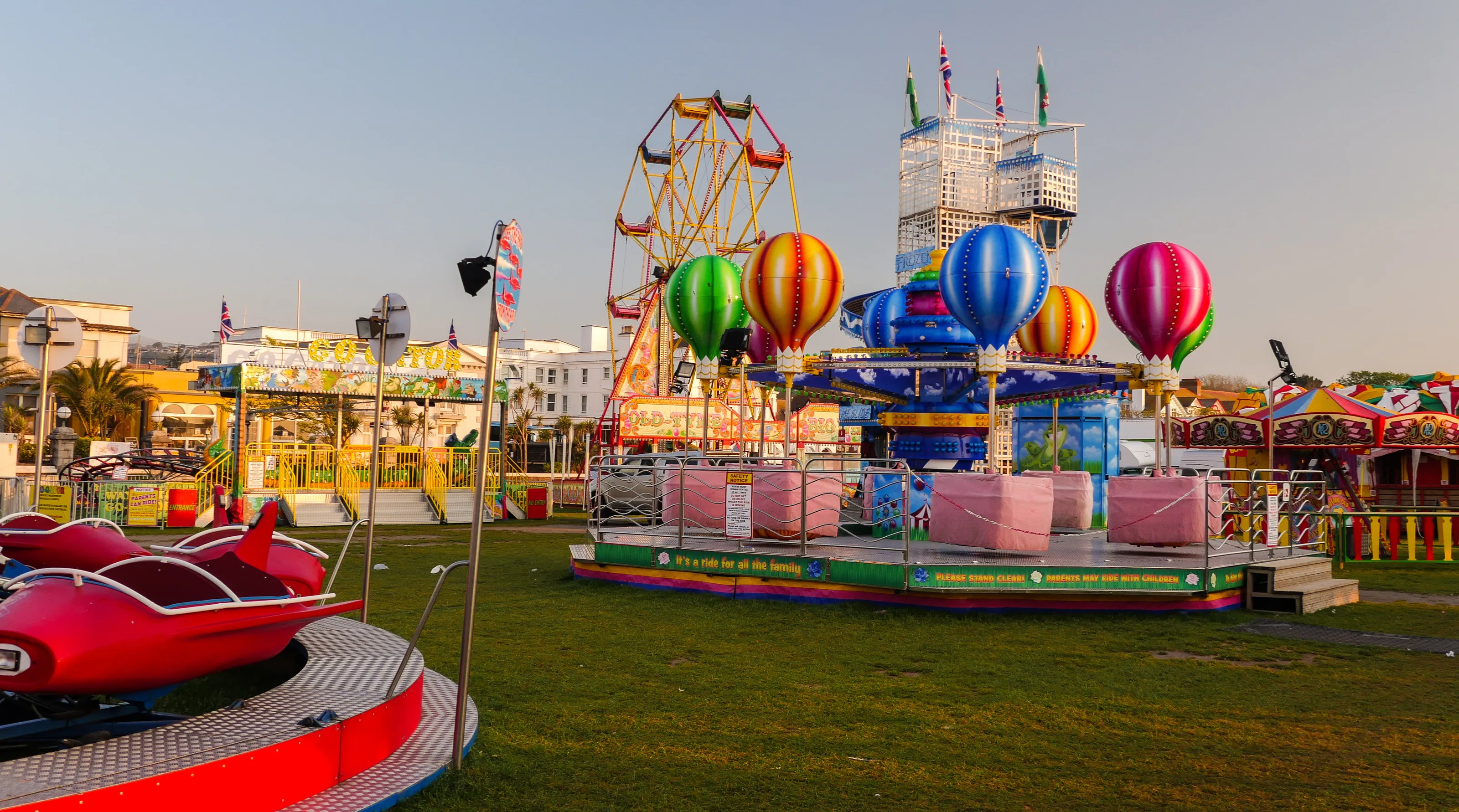 Early morning at the fair