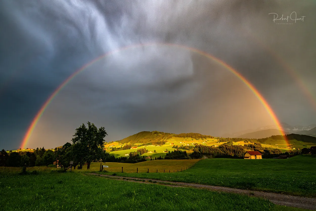 interessanter Regenbogen
