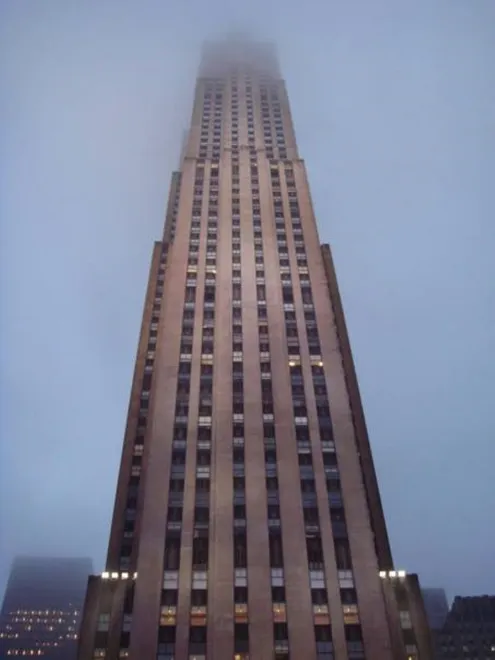 Empire from Ground to Clouds