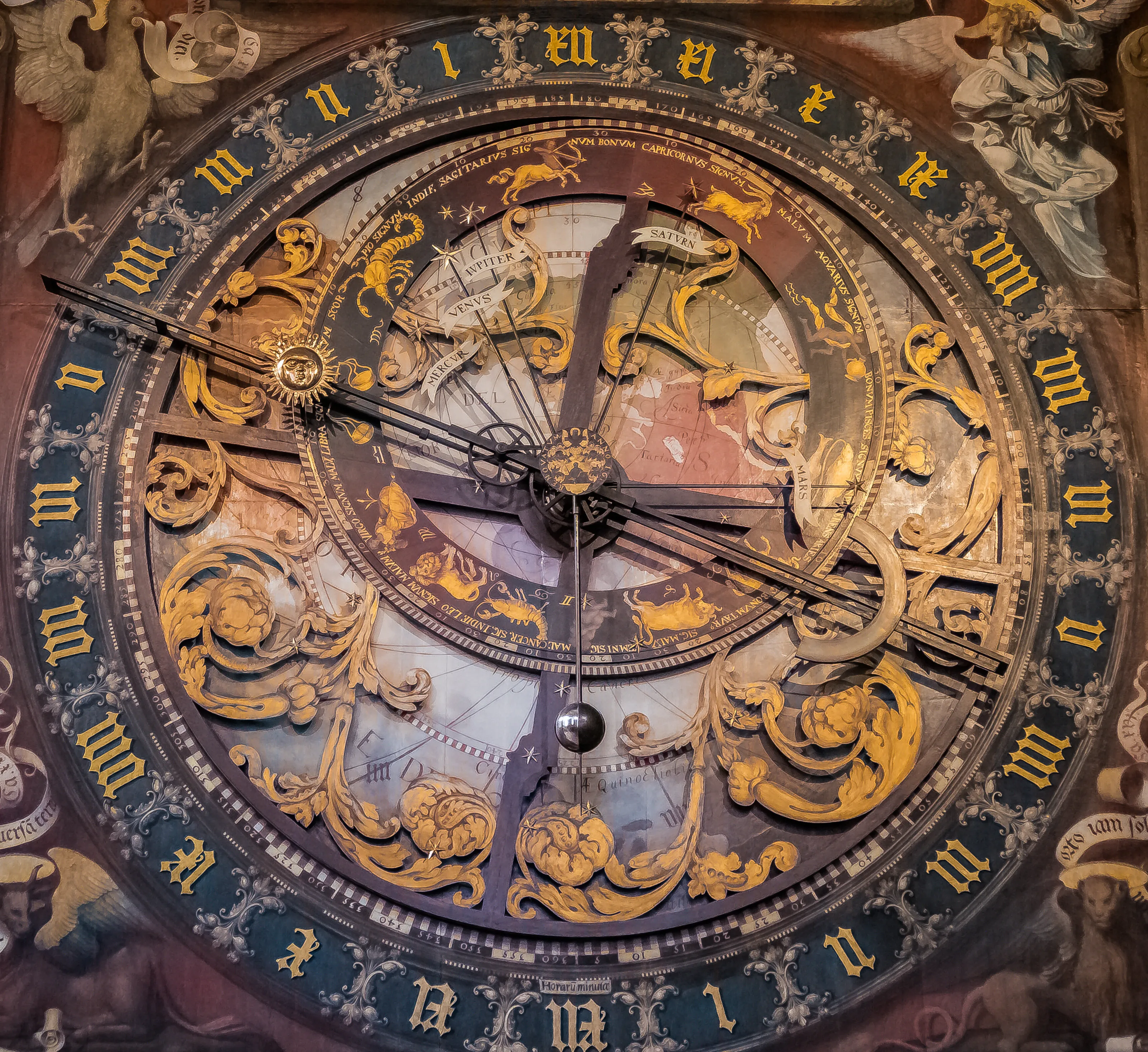 A(round) Time