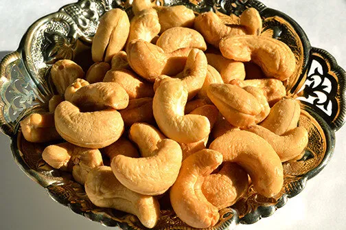 Roasted cashewnuts anybody?